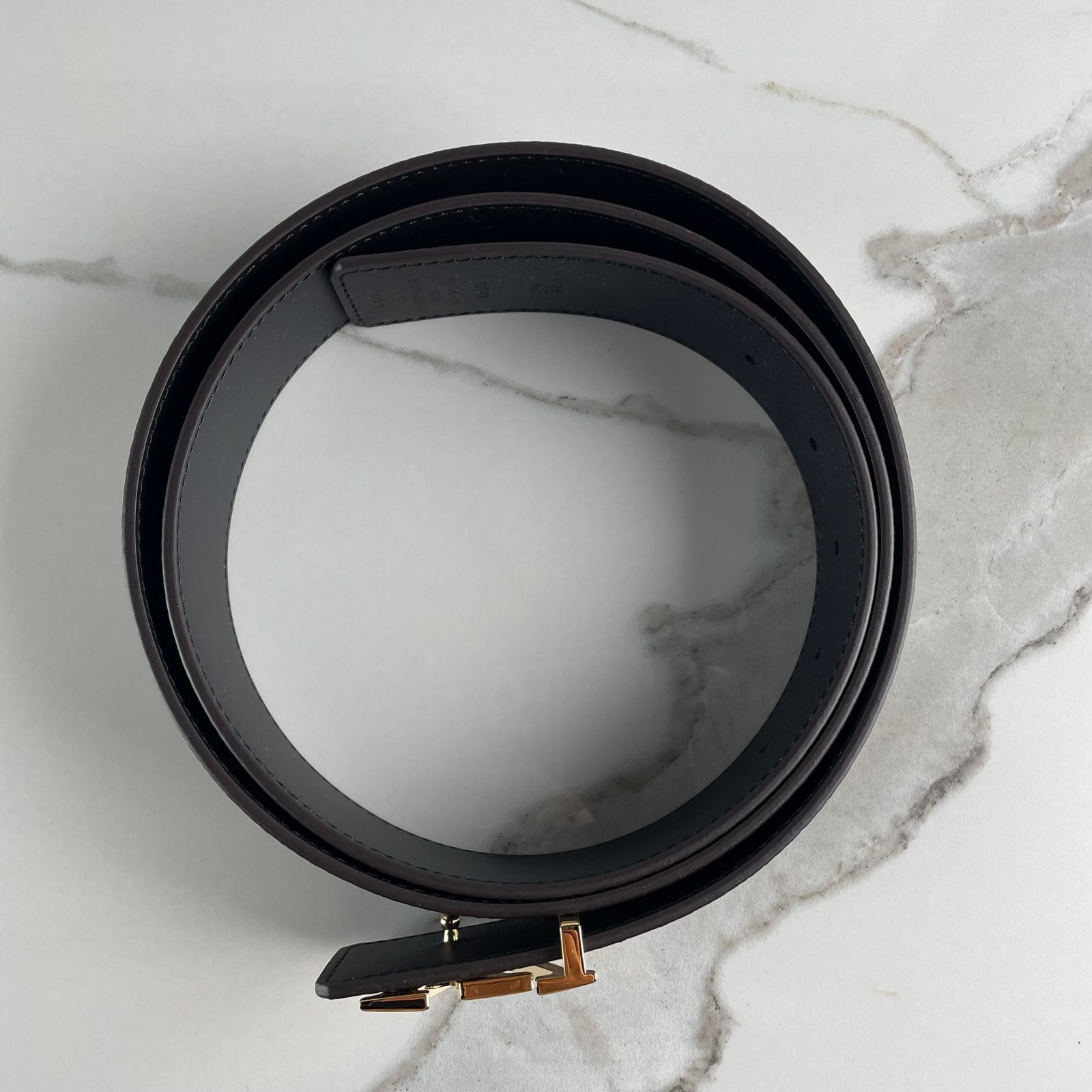 LOUIS VUITTON Ceinture LV Initiales 40 mm Réversible – Image 7