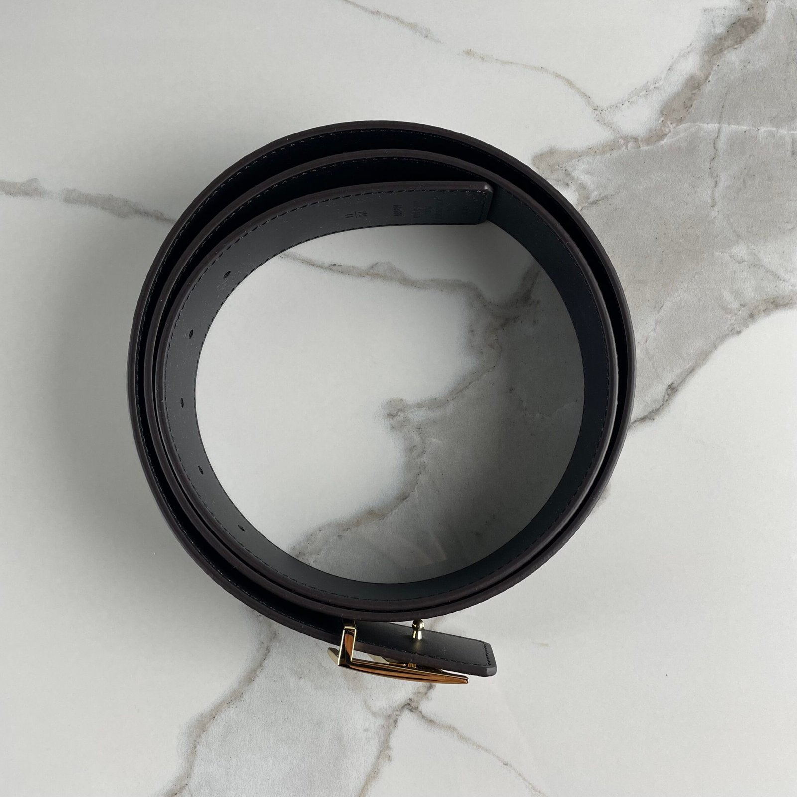 LOUIS VUITTON Ceinture LV Initiales 40 mm Réversible – Image 8