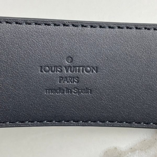 LOUIS VUITTON Ceinture Noir Mat LV Initiales 40mm – Image 11
