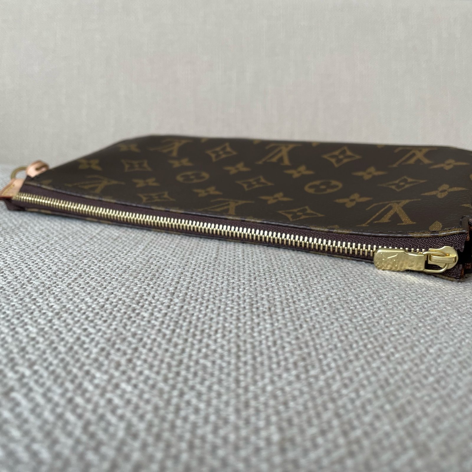 LOUIS VUITTON Pochette Accessoires NM – Image 7