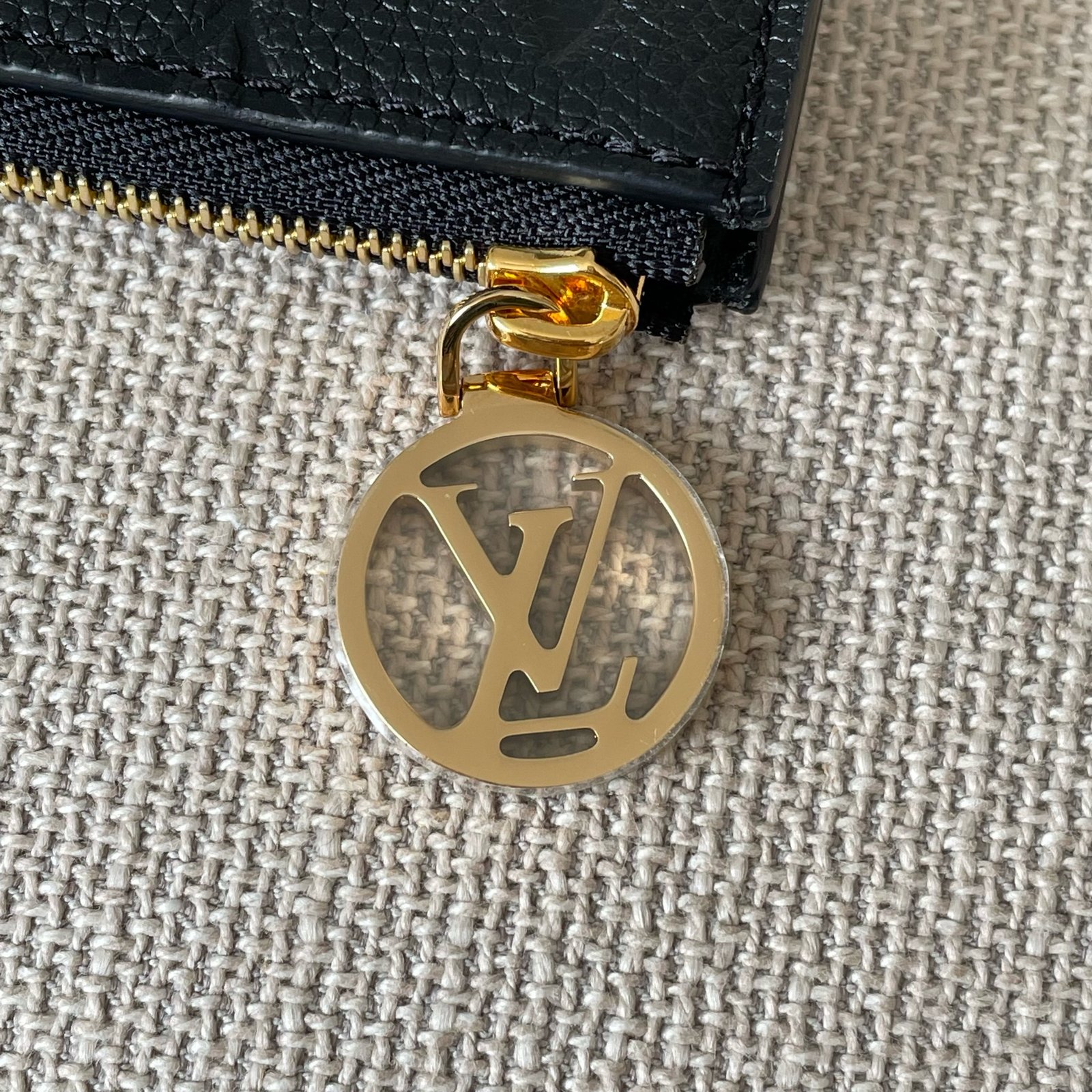 LOUIS VUITTON Porte-Cartes Romy – Image 8