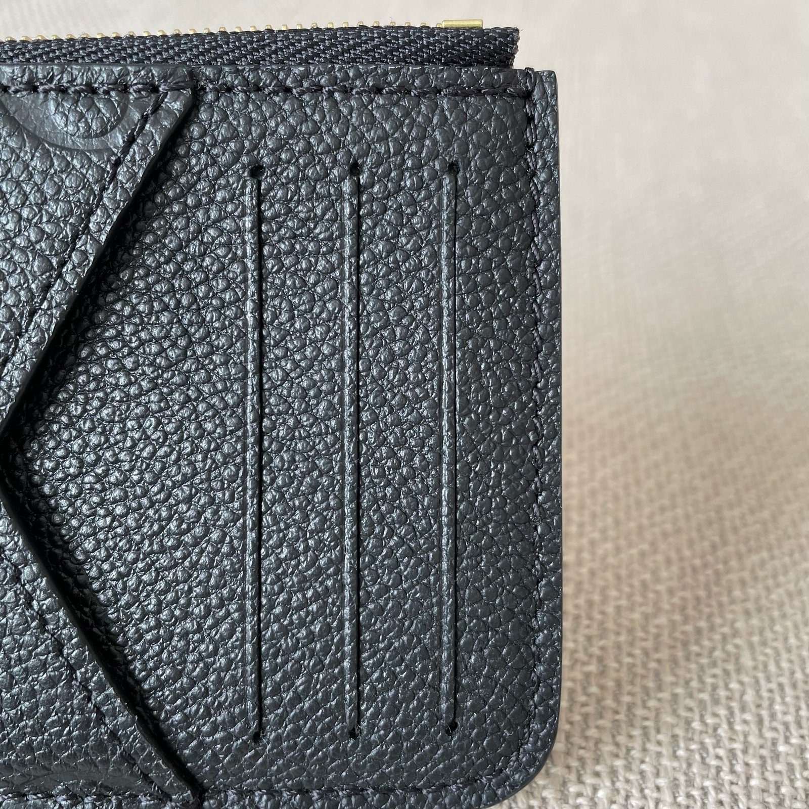 LOUIS VUITTON Porte-Cartes Romy – Image 10