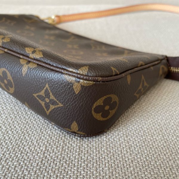 LOUIS VUITTON Pochette Accessoires NM – Image 19