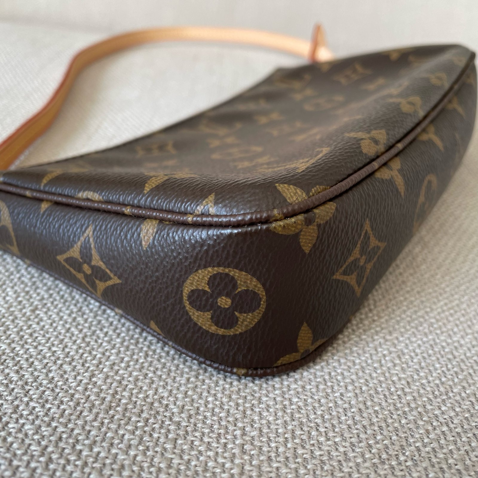 LOUIS VUITTON Pochette Accessoires NM – Image 18