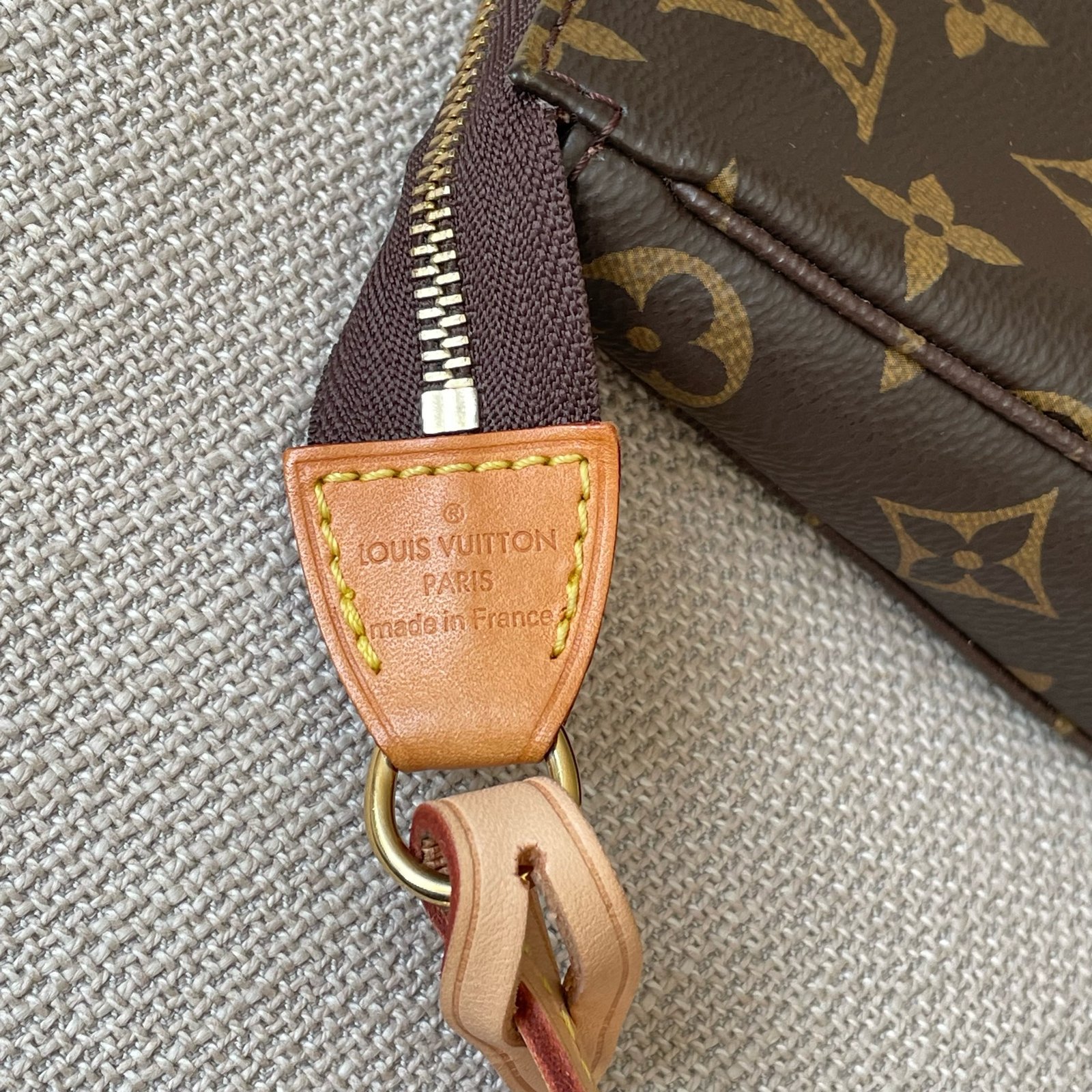 LOUIS VUITTON Pochette Accessoires NM – Image 7