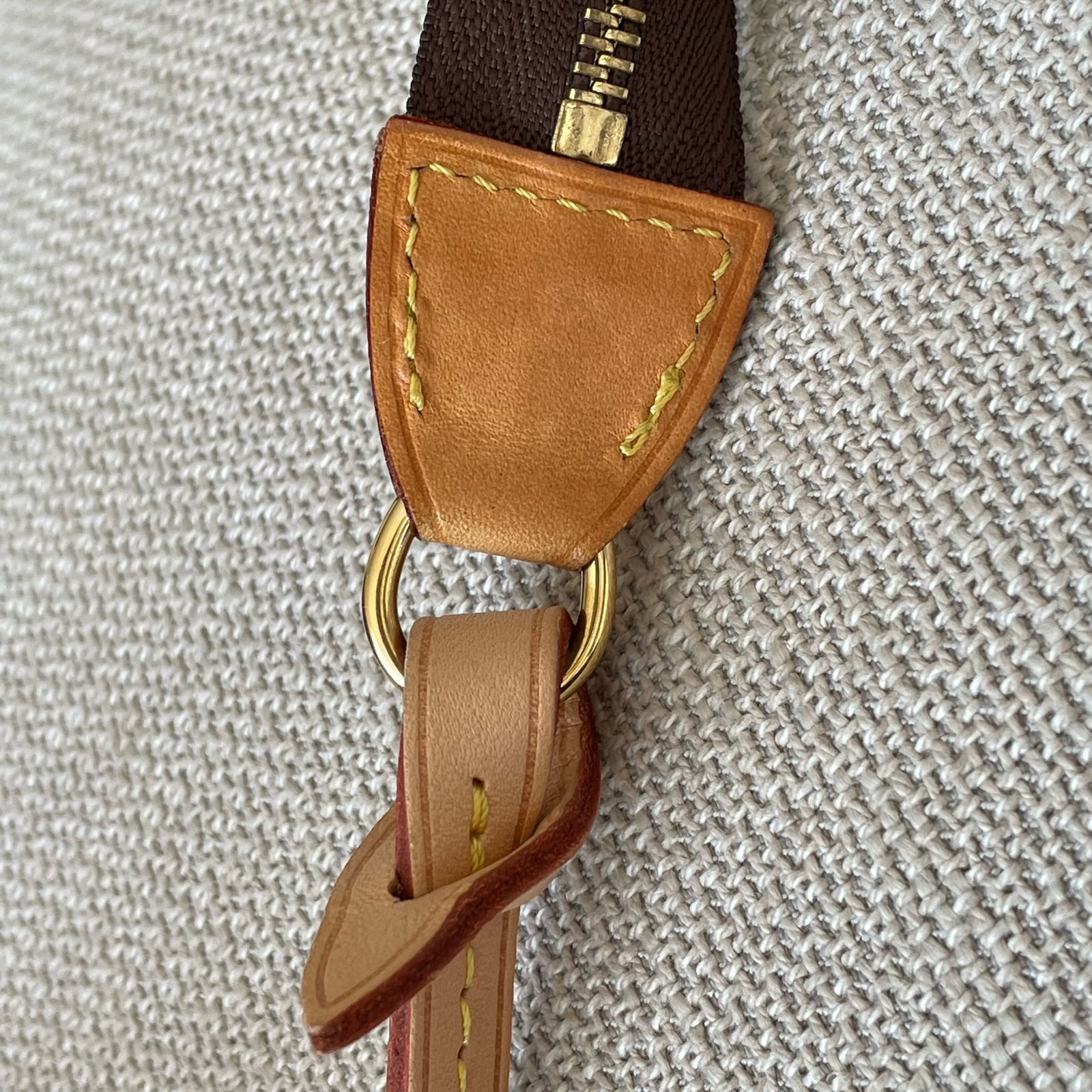 LOUIS VUITTON Pochette Accessoires NM – Image 9