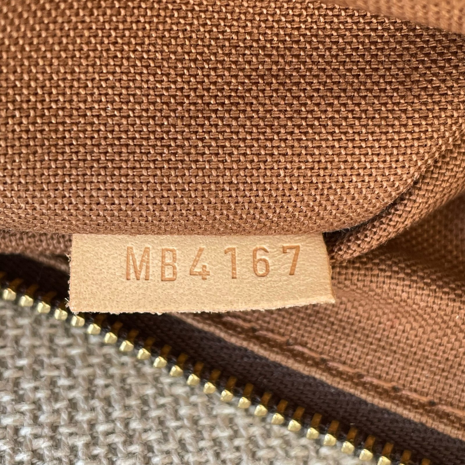 LOUIS VUITTON Pochette Accessoires NM – Image 11