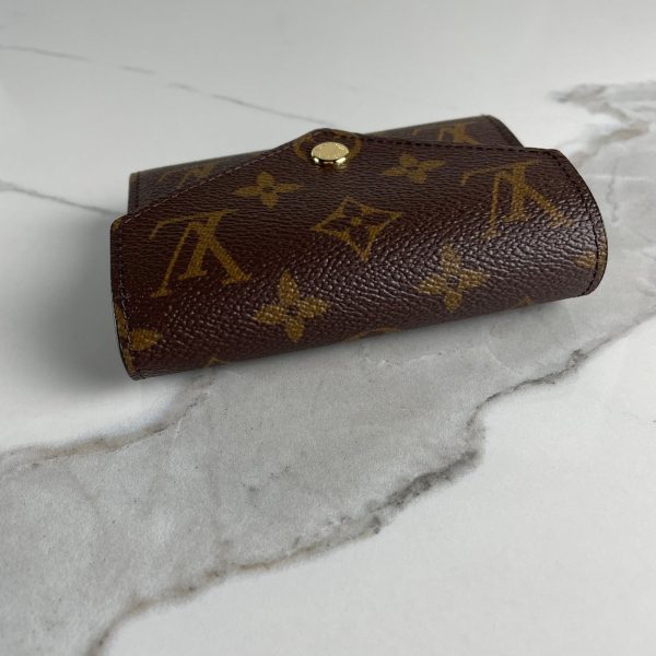 LOUIS VUITTON Victorine Wallet – Image 6
