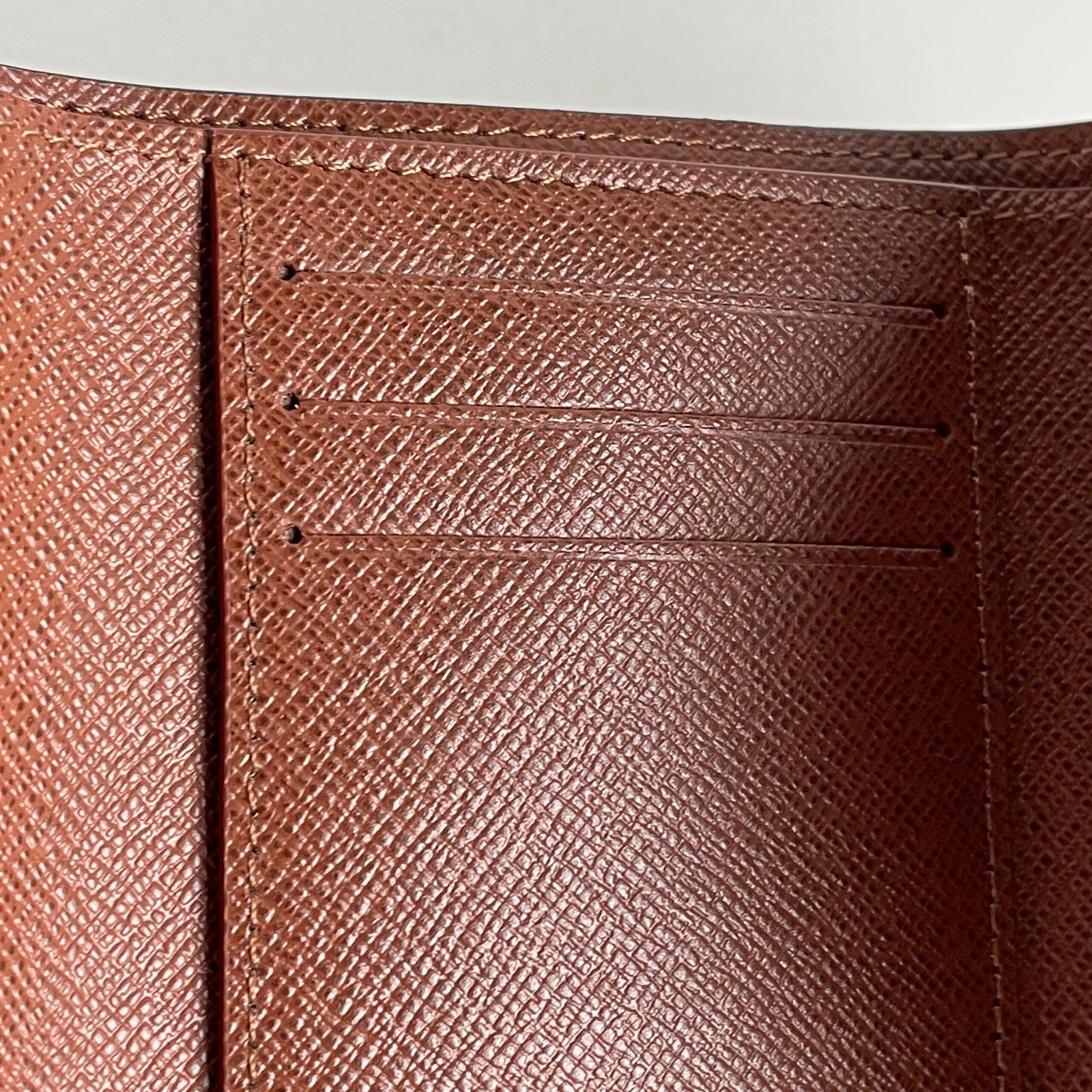 LOUIS VUITTON Victorine Wallet – Image 11