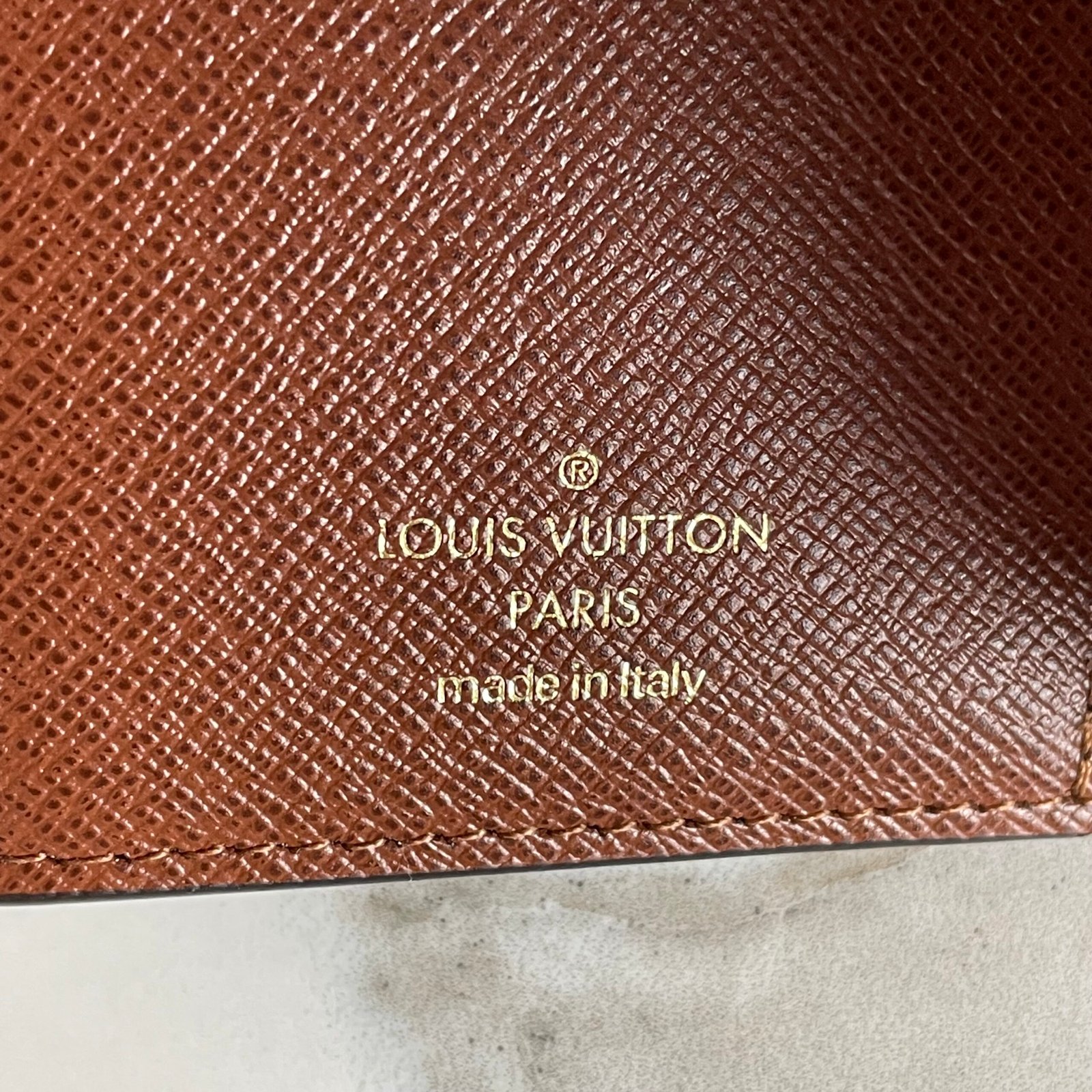LOUIS VUITTON Victorine Wallet – Image 12