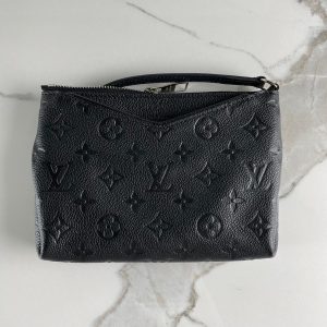 LOUIS VUITTON Pochette Pallas BB
