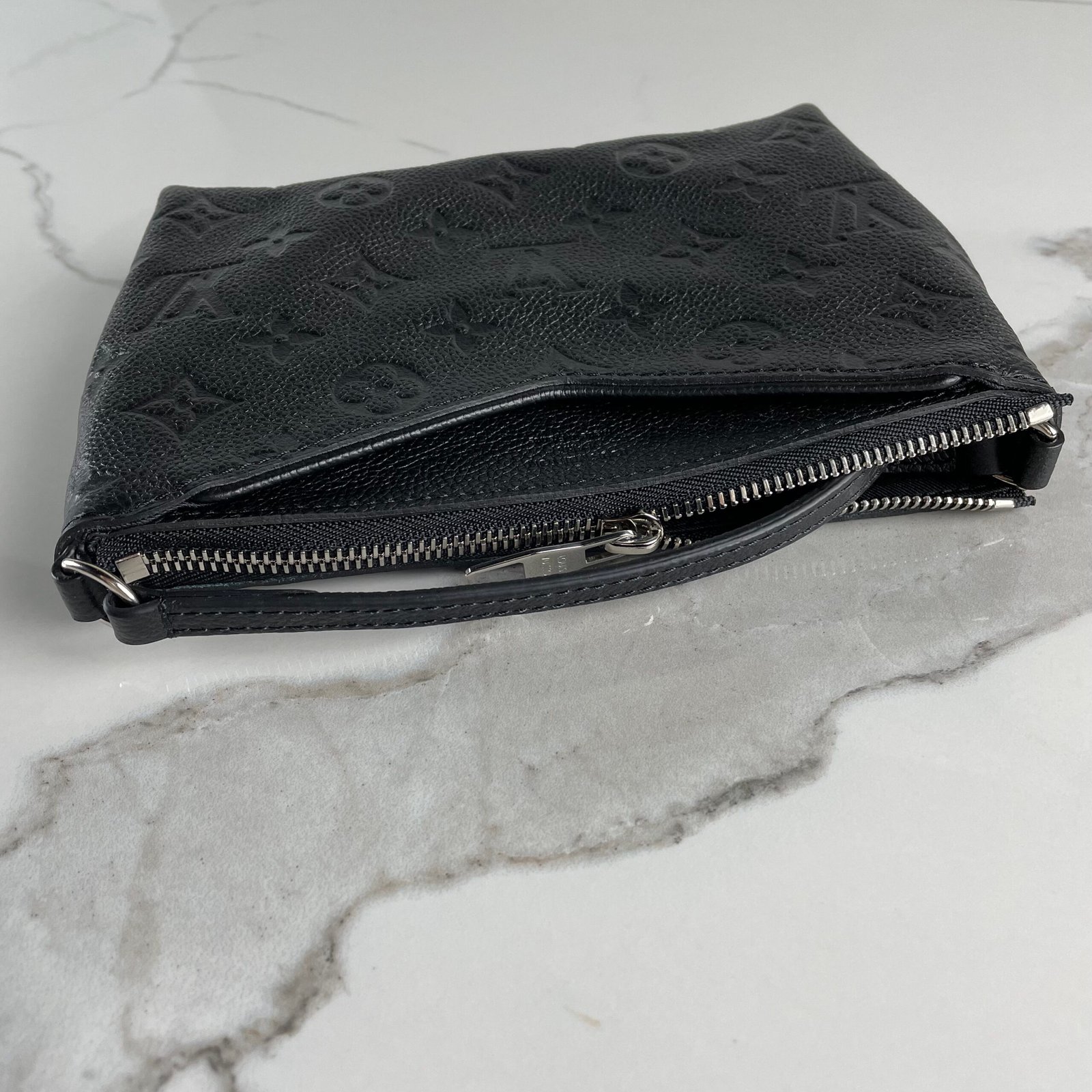 LOUIS VUITTON Pochette Pallas BB – Image 8