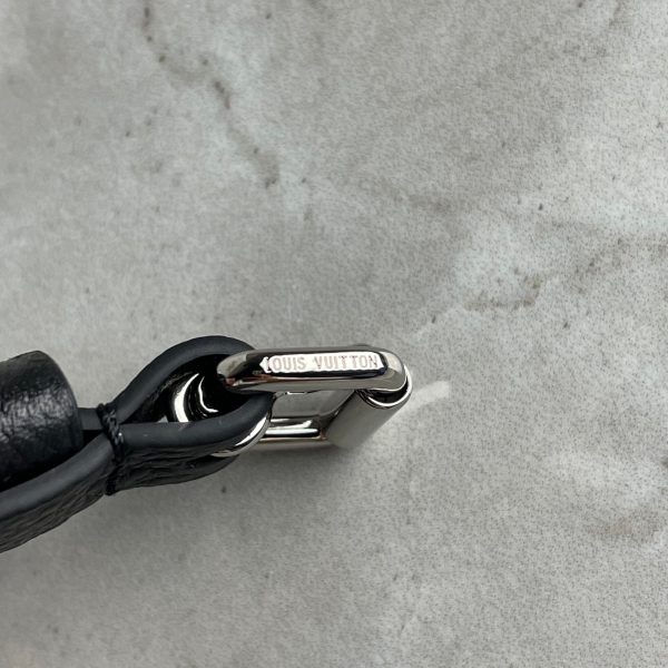 LOUIS VUITTON Pochette Pallas BB – Image 14