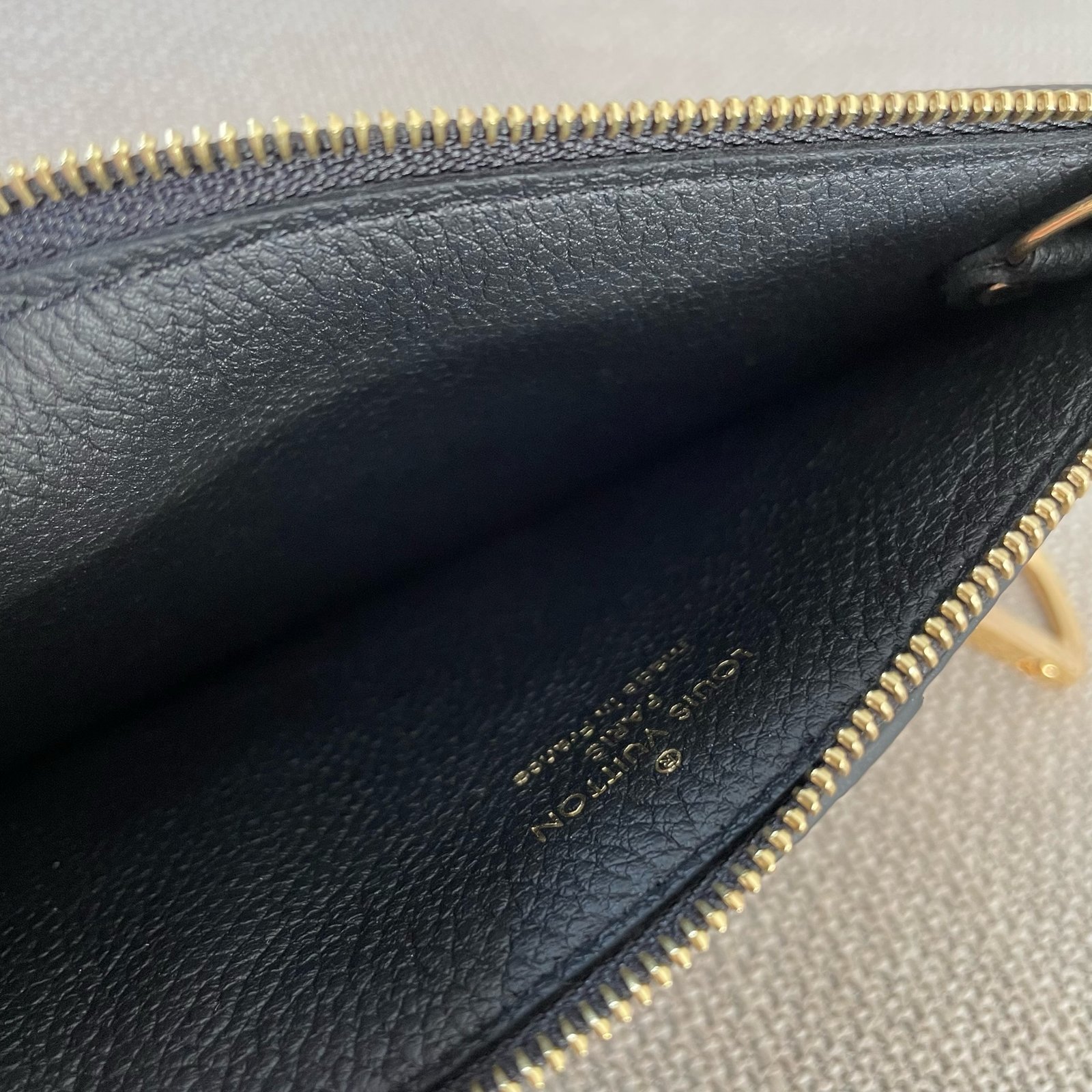 LOUIS VUITTON Card Holder Recto Verso – Image 15