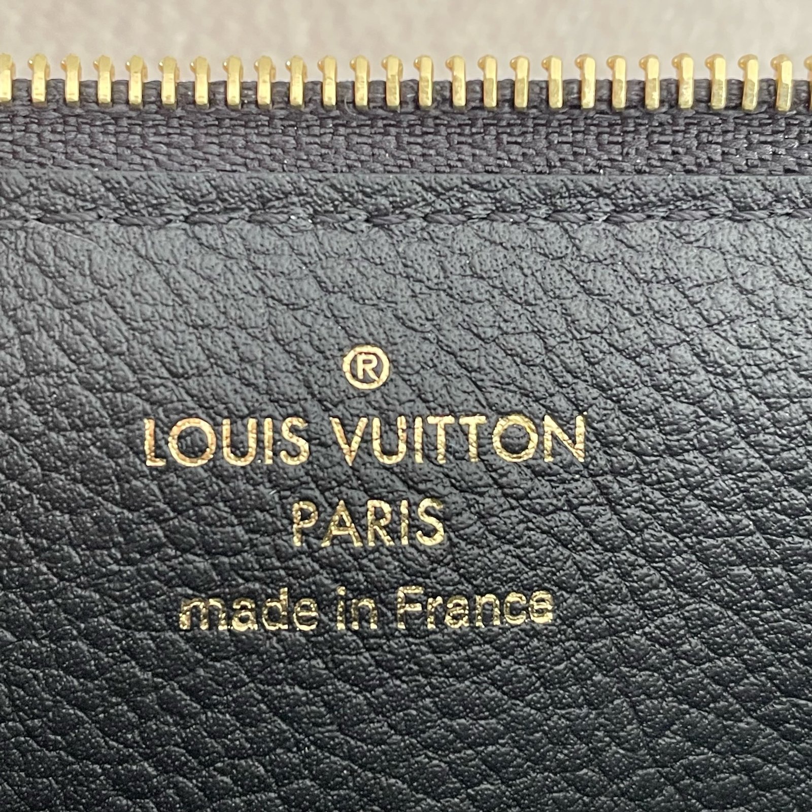 LOUIS VUITTON Card Holder Recto Verso – Image 10