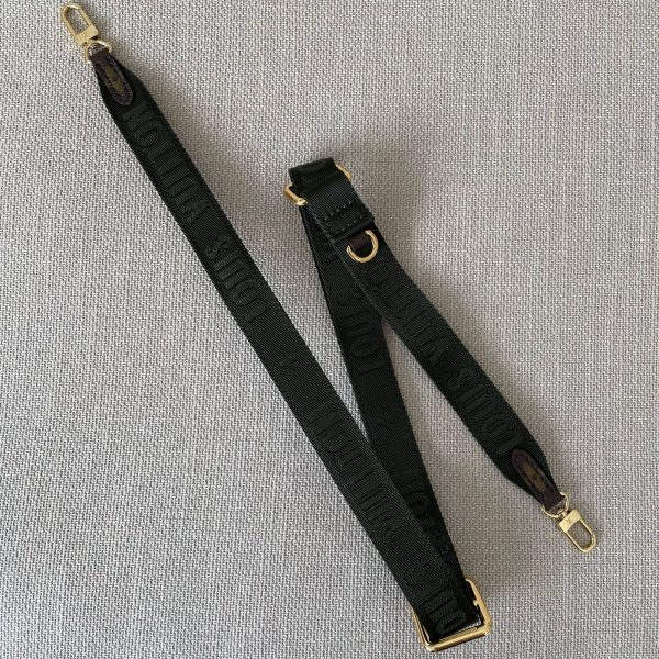 LOUIS VUITTON Pochette Félicie Strap & Go – Image 24
