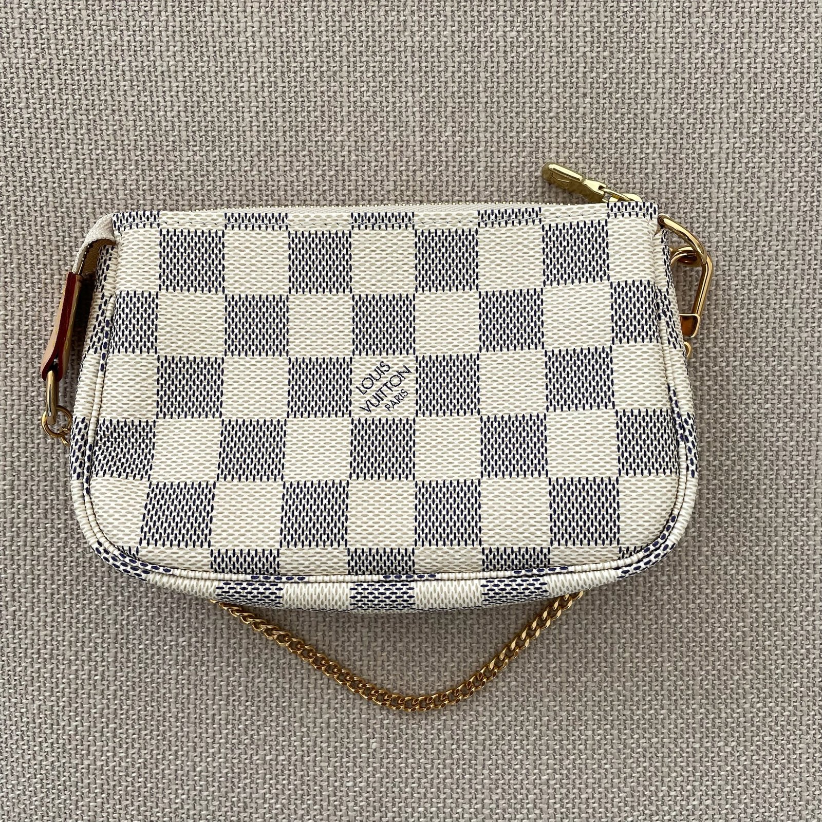 LOUIS VUITTON Pochette Accessoires Mini – Image 3