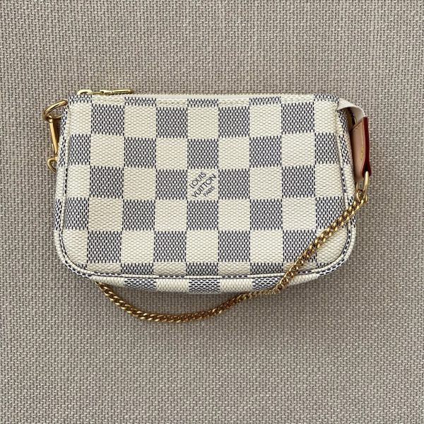 LOUIS VUITTON Pochette Accessoires Mini – Image 4
