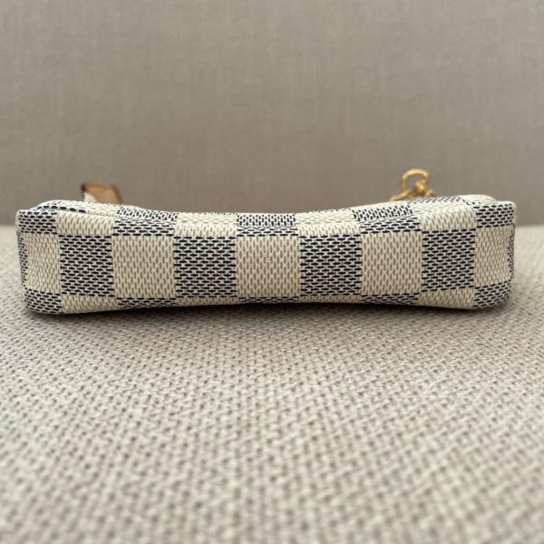 LOUIS VUITTON Pochette Accessoires Mini – Image 6