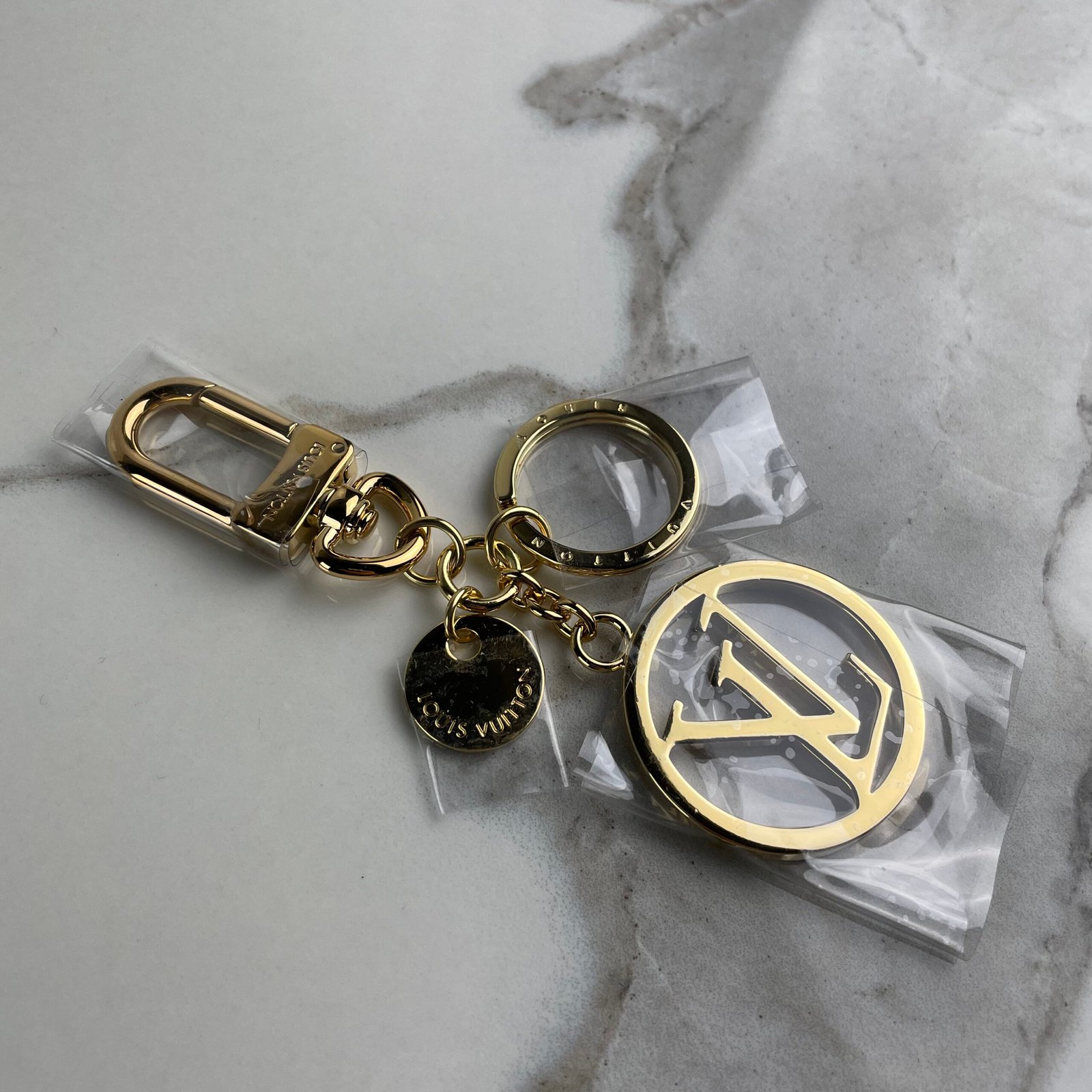 LOUIS VUITTON Porte-Clés et Bijou de Sac LV Circle – Image 3