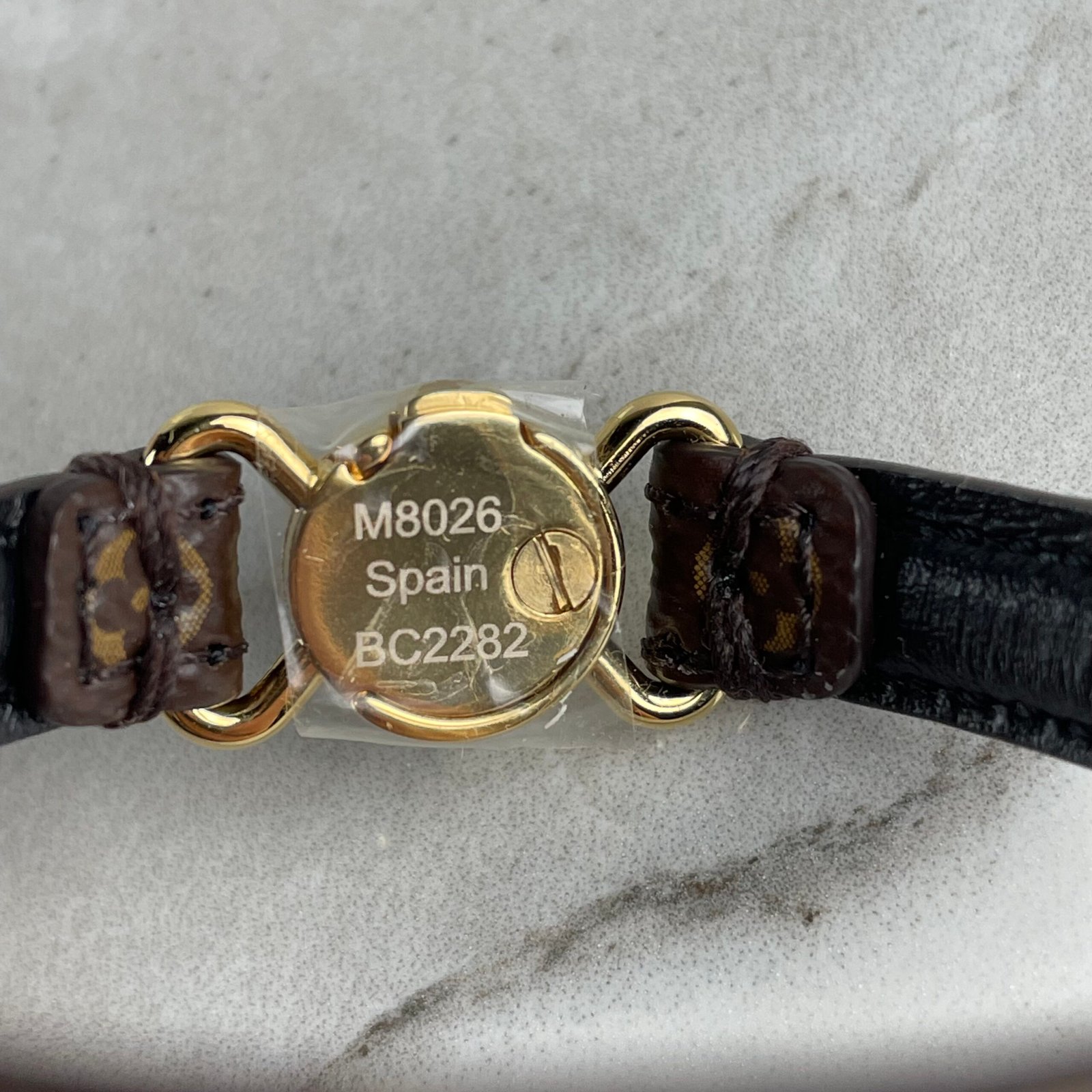 LOUIS VUITTON Bracelet LV Clic It – Image 5