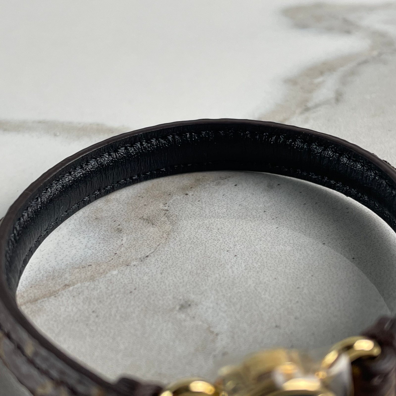 LOUIS VUITTON Bracelet LV Clic It – Image 7