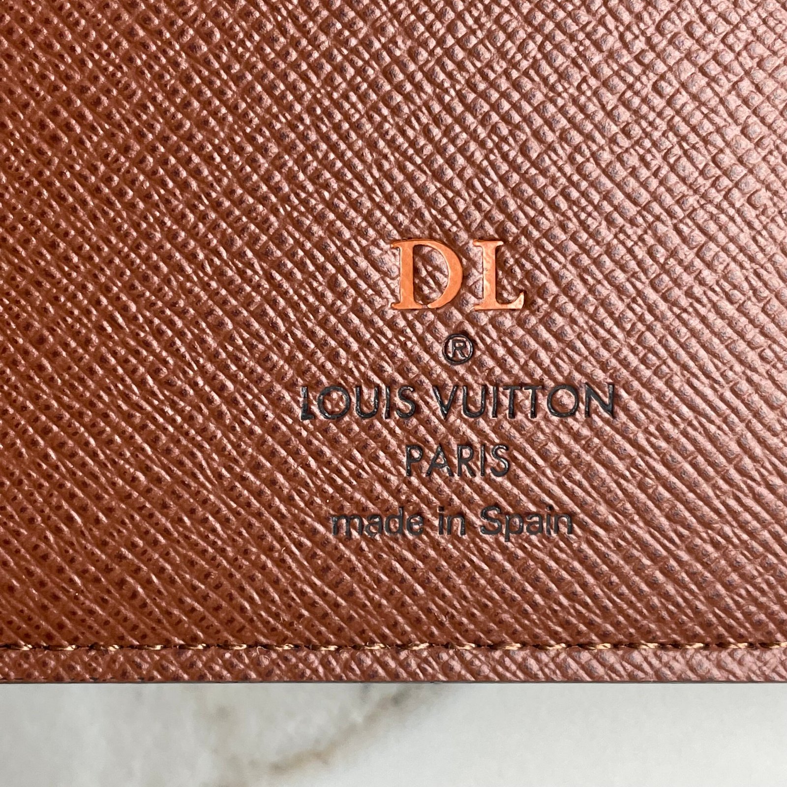 LOUIS VUITTON Brazza Wallet – Image 14