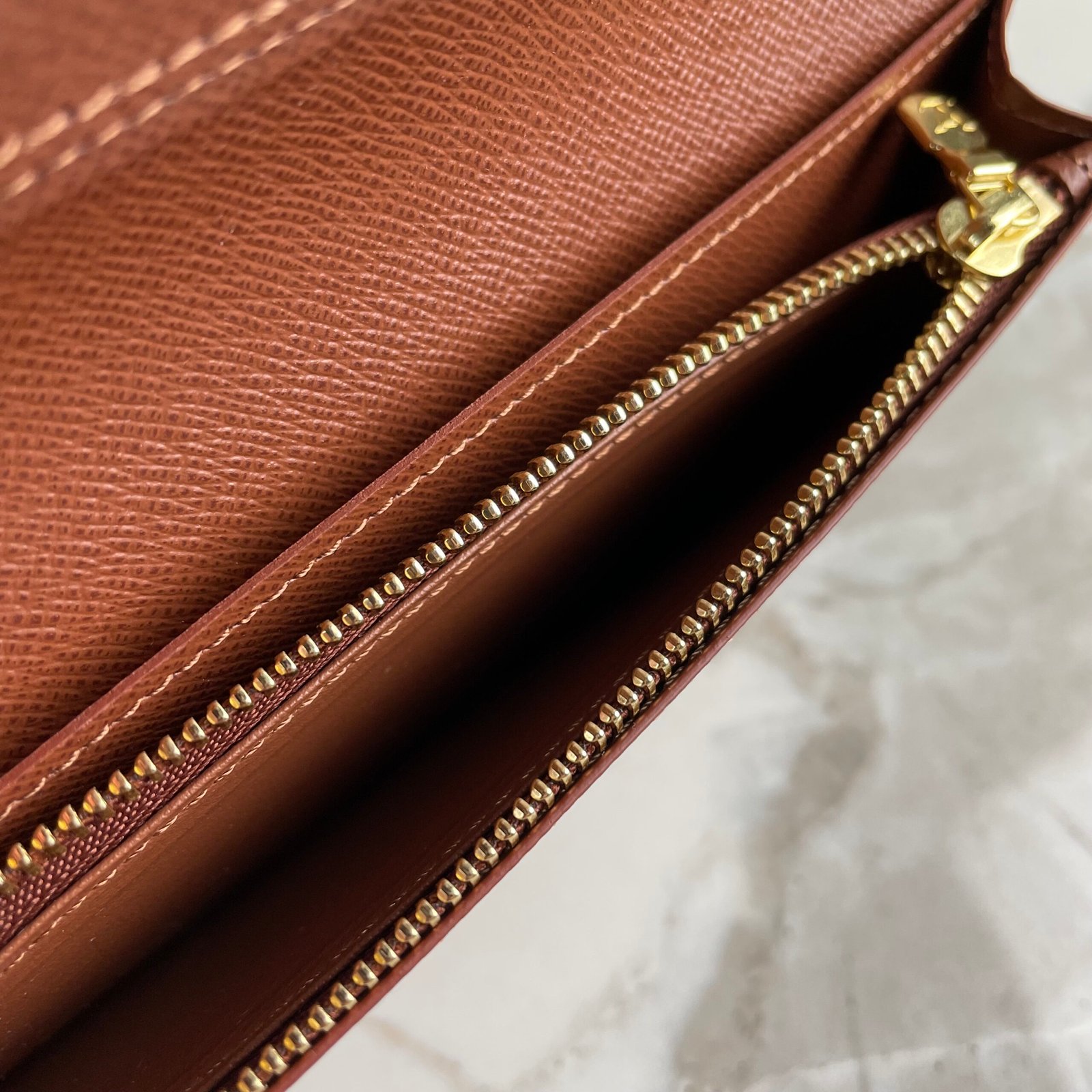 LOUIS VUITTON Brazza Wallet – Image 13