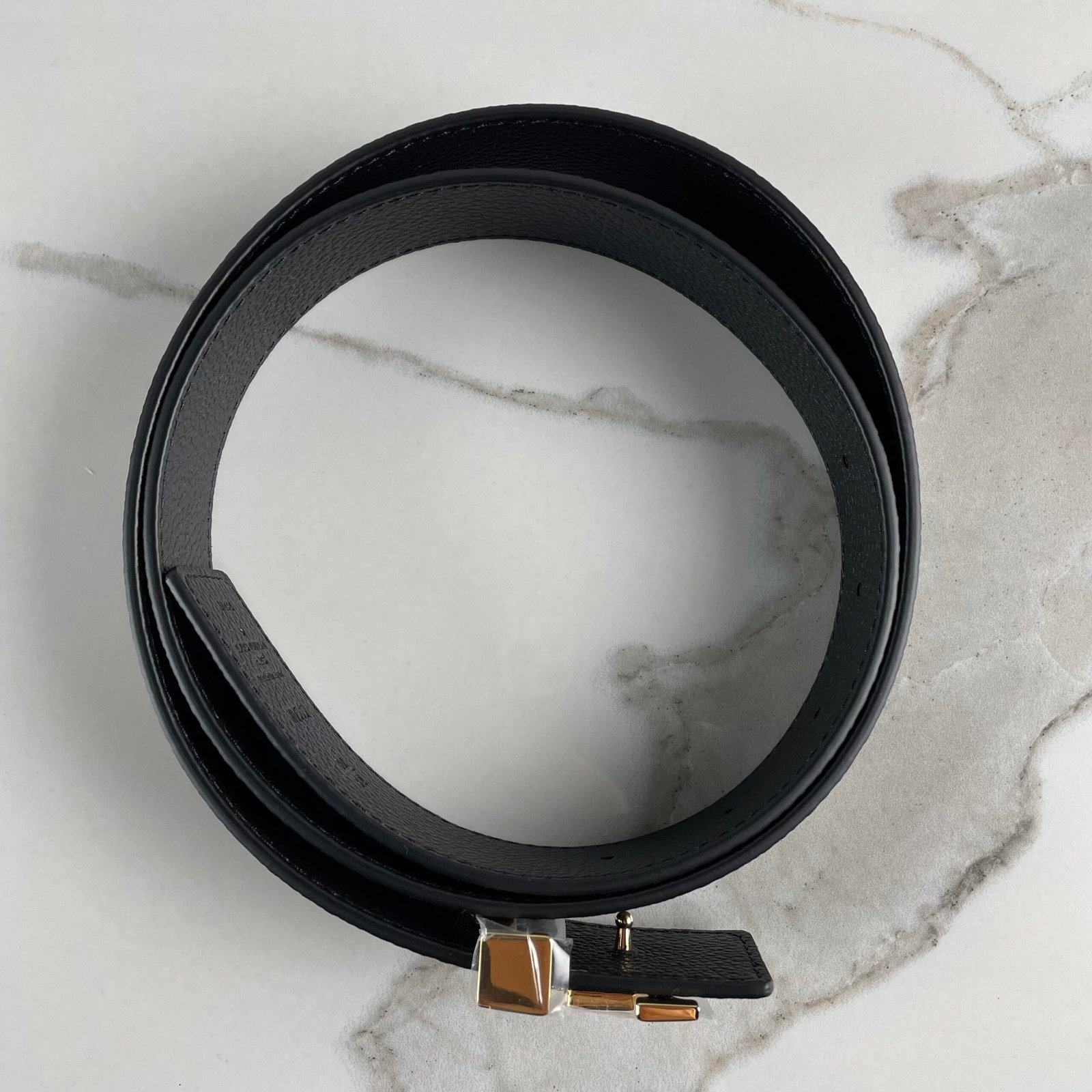 LOUIS VUITTON Ceinture LV Initiales 30mm Réversible – Image 6
