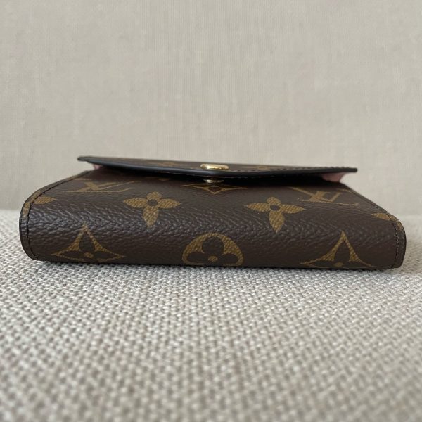 LOUIS VUITTON Victorine Wallet – Image 4