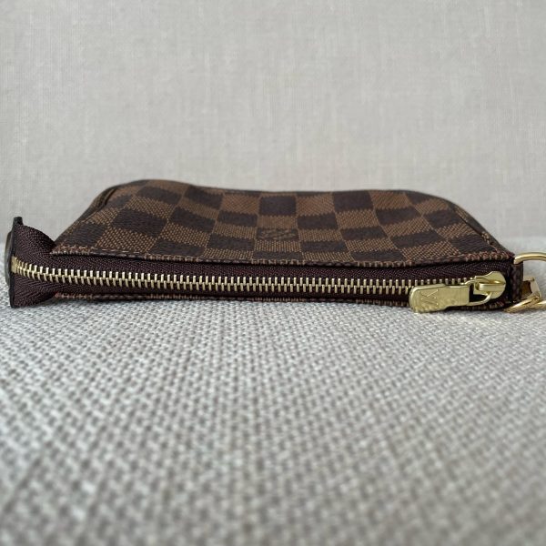 LOUIS VUITTON Mini Pochette Accessoires – Image 9