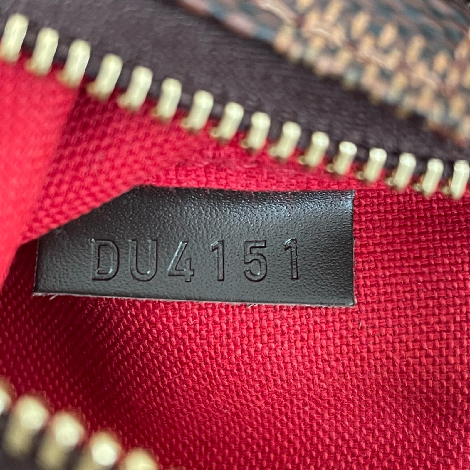 LOUIS VUITTON Pochette Accessoires Mini – Image 14