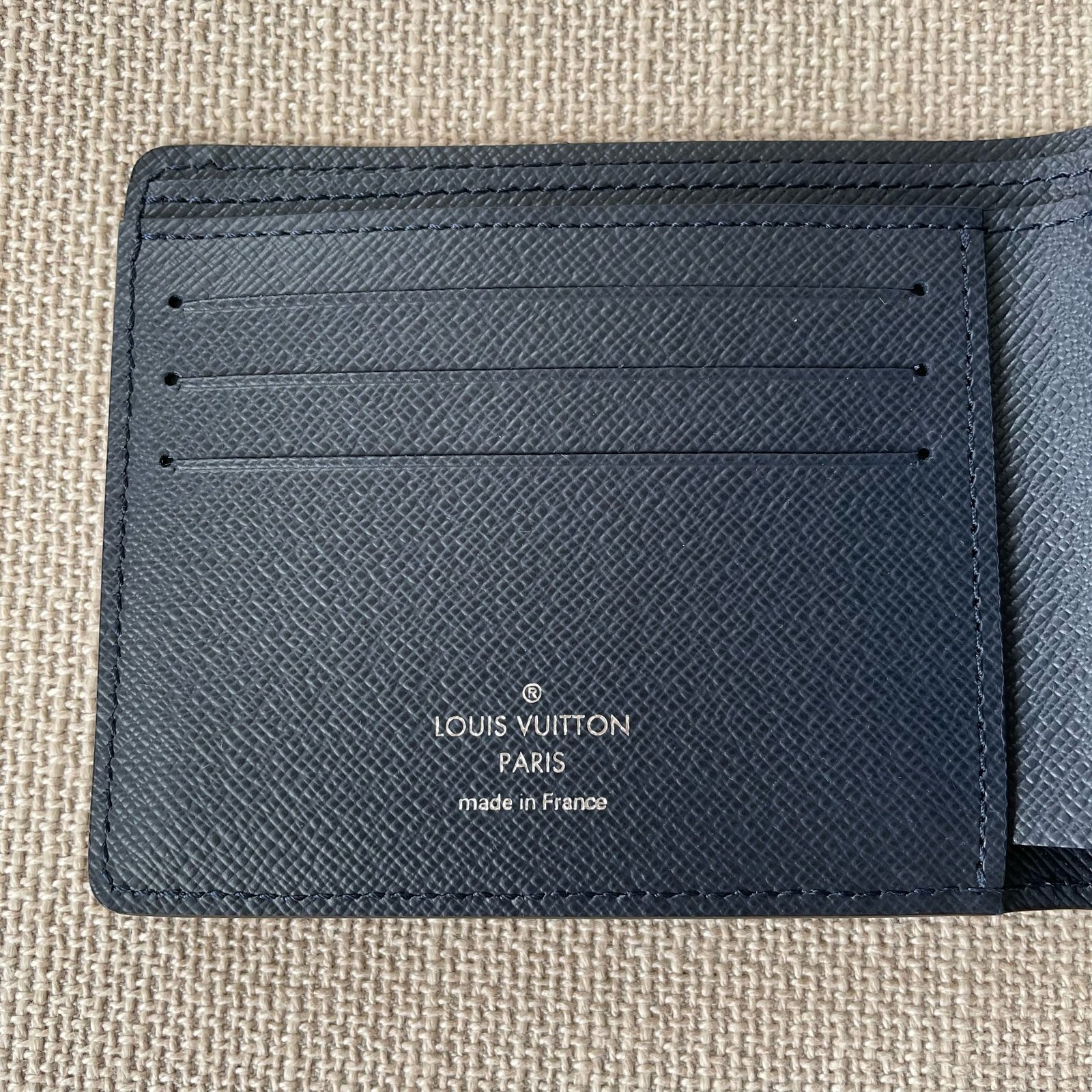 LOUIS VUITTON Portefeuille Multiple – Image 5