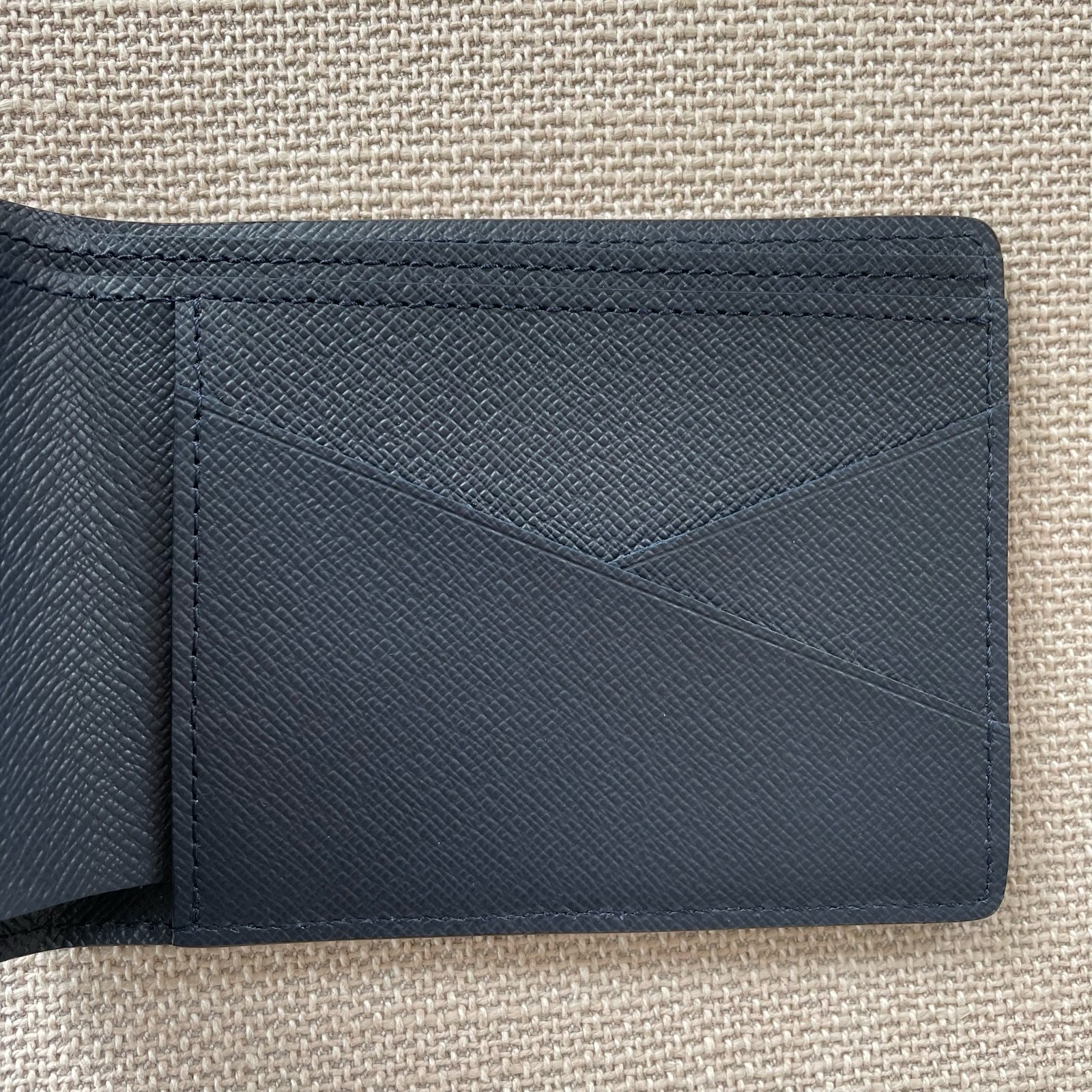 LOUIS VUITTON Portefeuille Multiple – Image 6