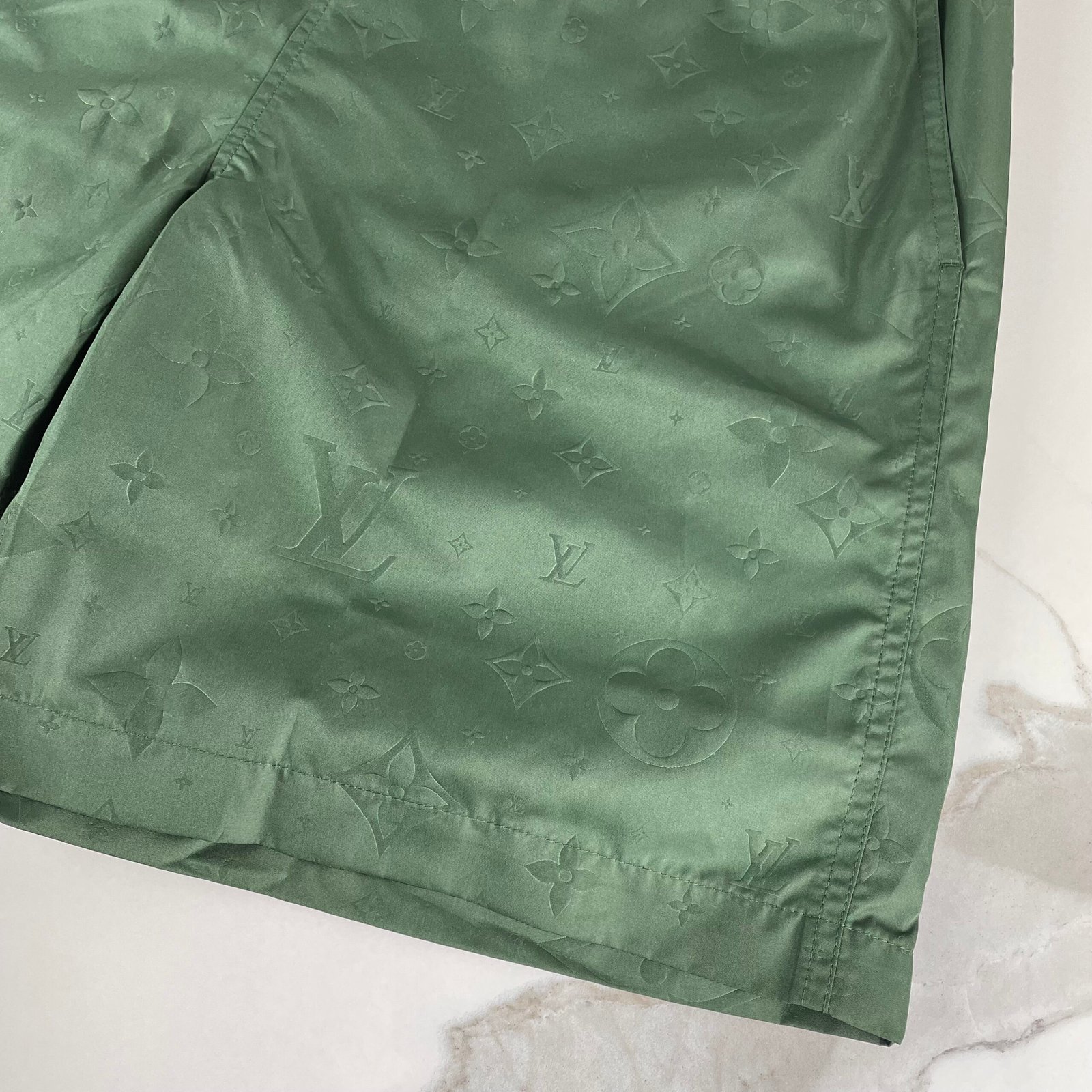 LOUIS VUITTON LVSE Signature Swim Board Shorts – Image 8