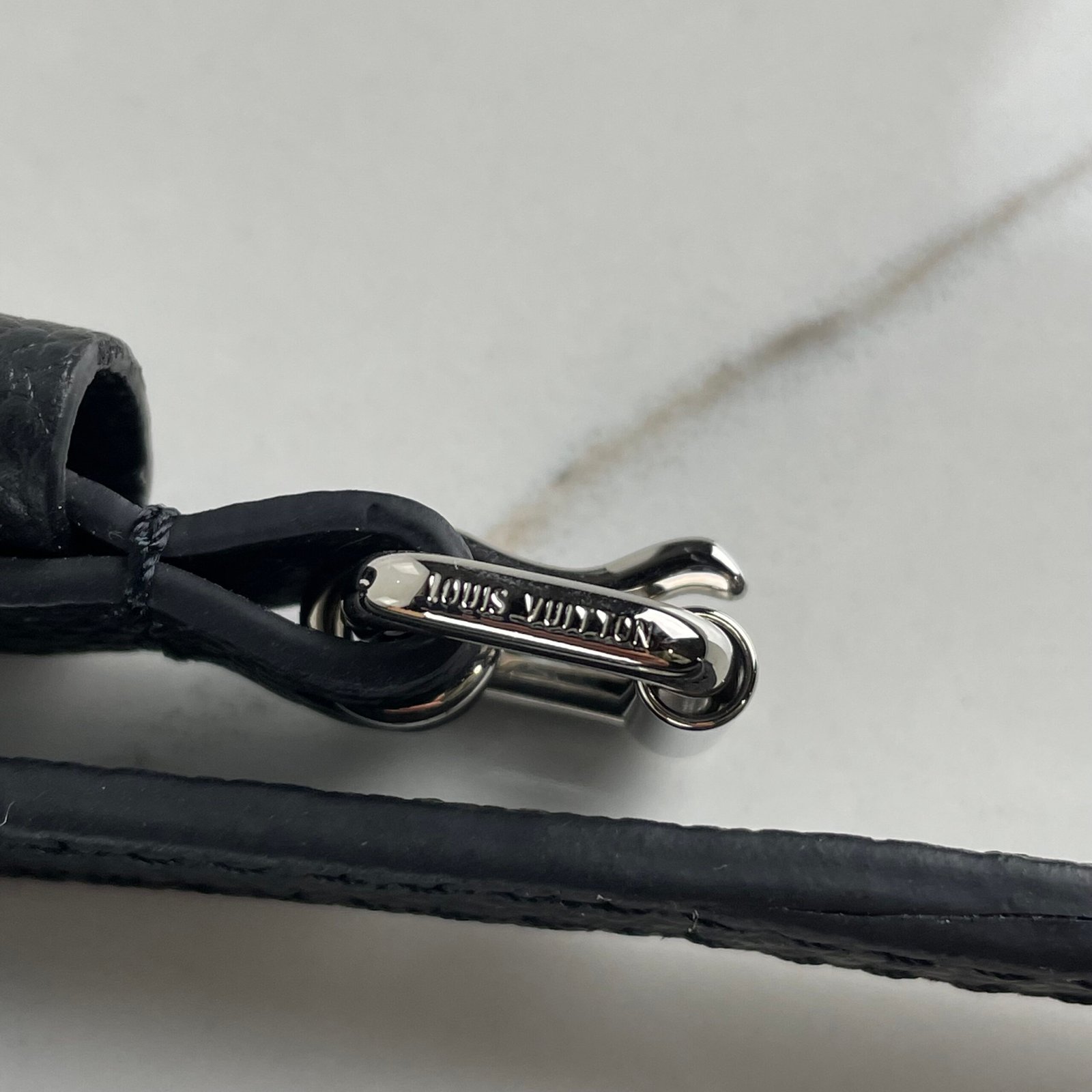 LOUIS VUITTON Pochette Pallas BB – Image 11