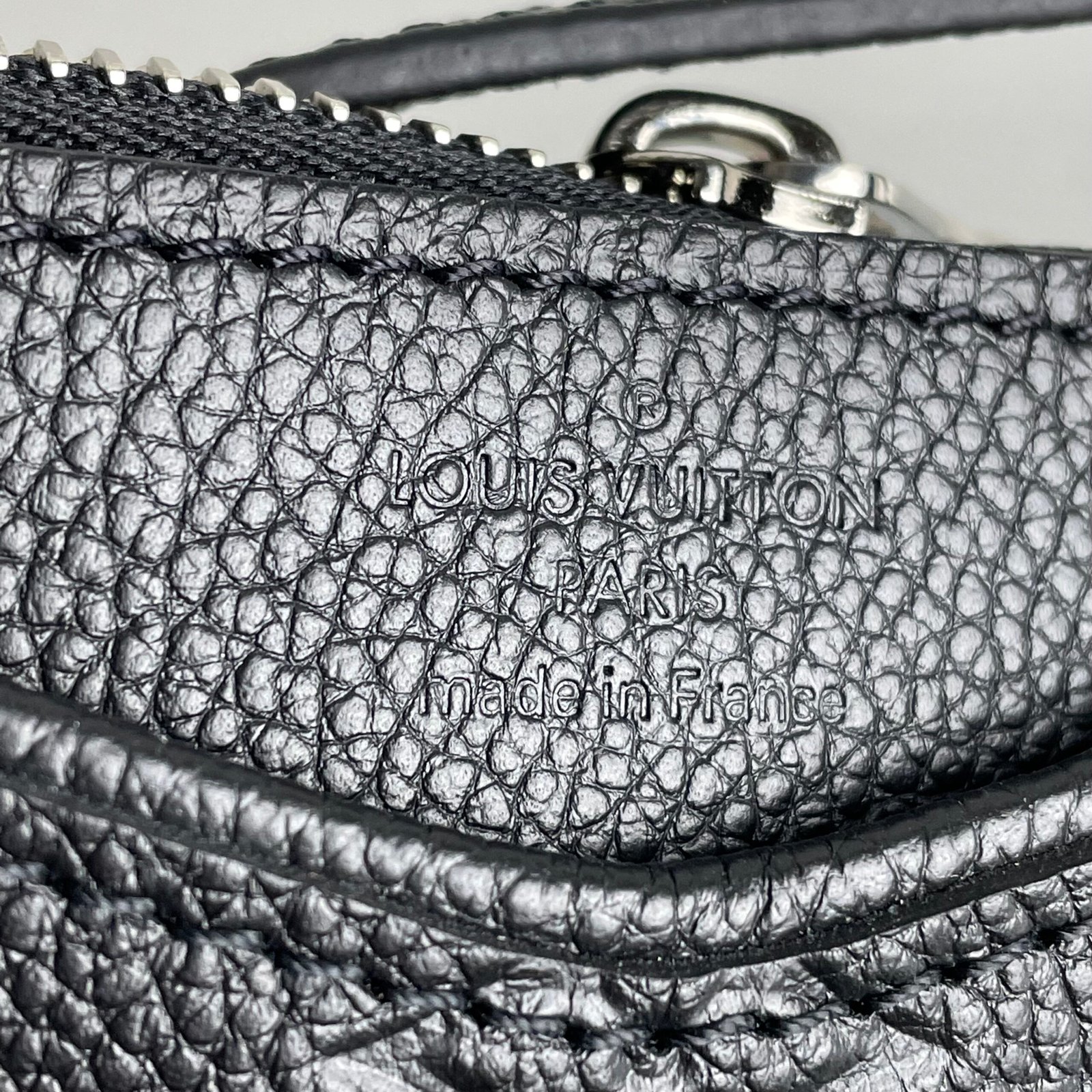 LOUIS VUITTON Pochette Pallas BB – Image 8