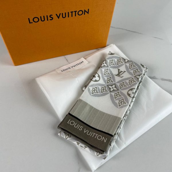 LOUIS VUITTON Bandeau Since 1854 – Image 2