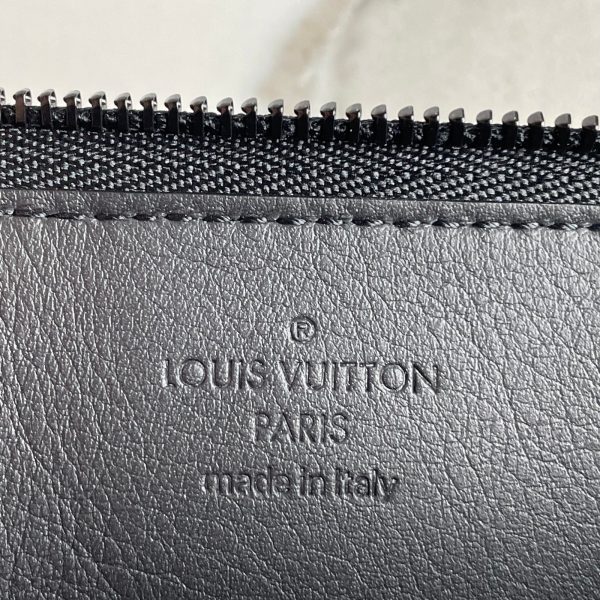 LOUIS VUITTON Hybrid Wallet – Image 14