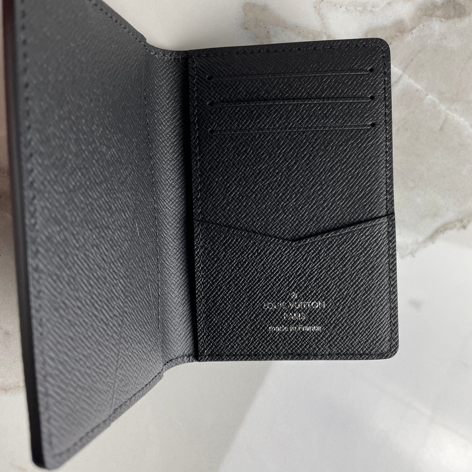 LOUIS VUITTON Organizer de Poche – Image 11