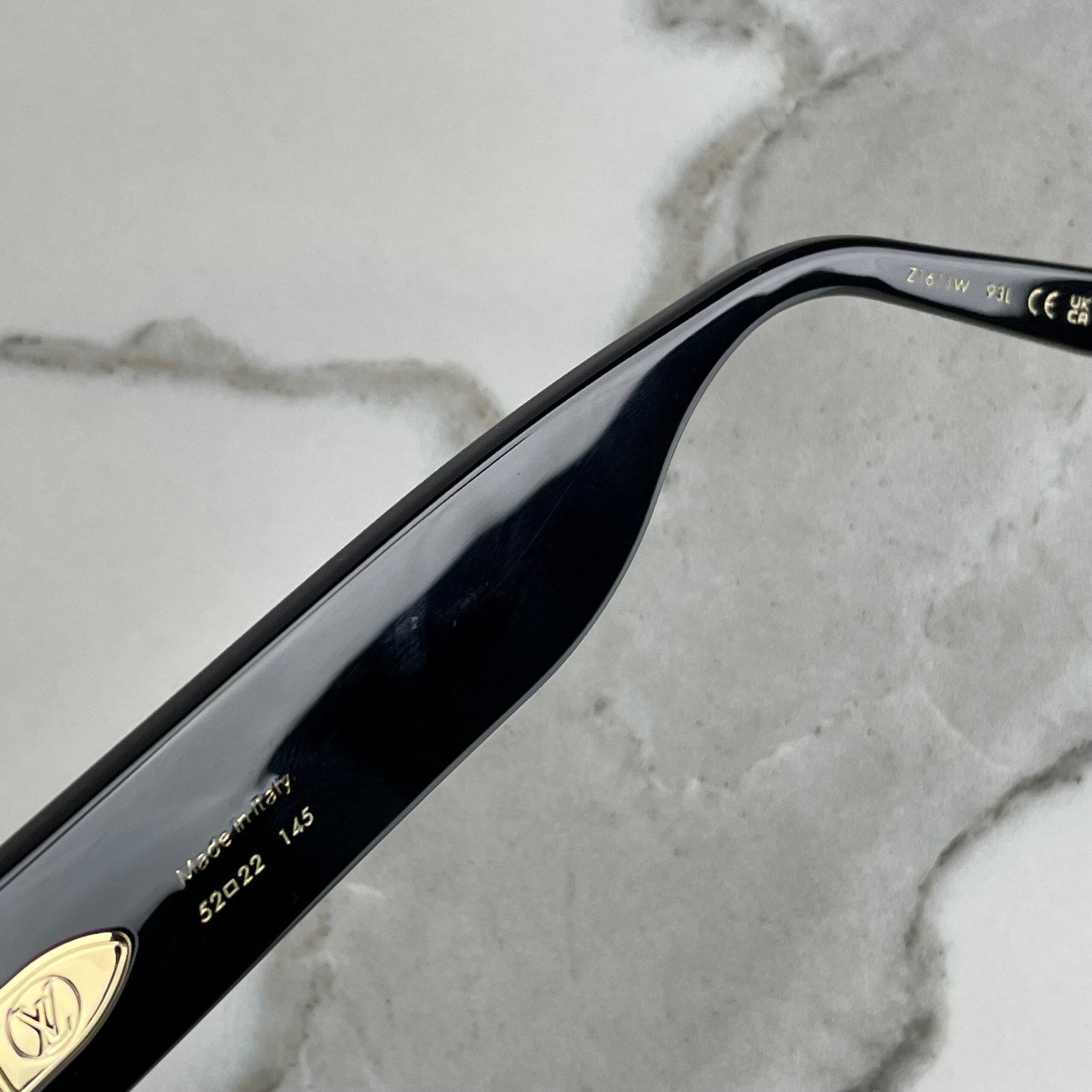 LOUIS VUITTON Lunettes de Soleil Carrées LV Empreinte – Image 14