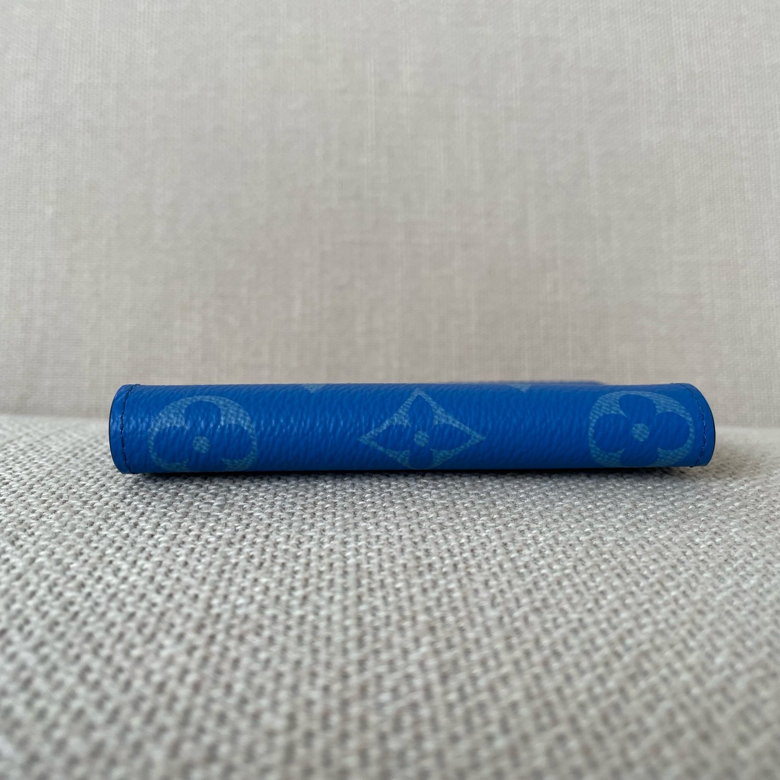 LOUIS VUITTON Organizer de Poche – Image 7