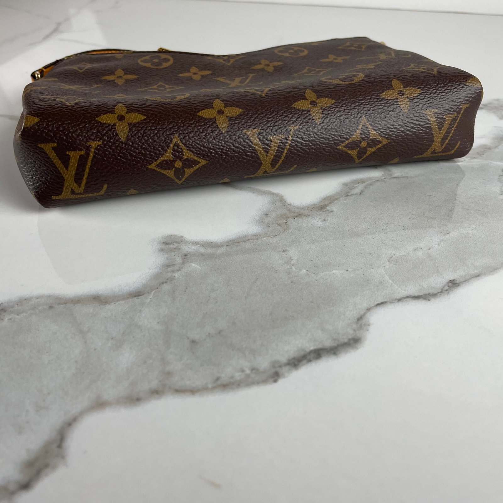 LOUIS VUITTON Pochette Pallas BB – Image 12