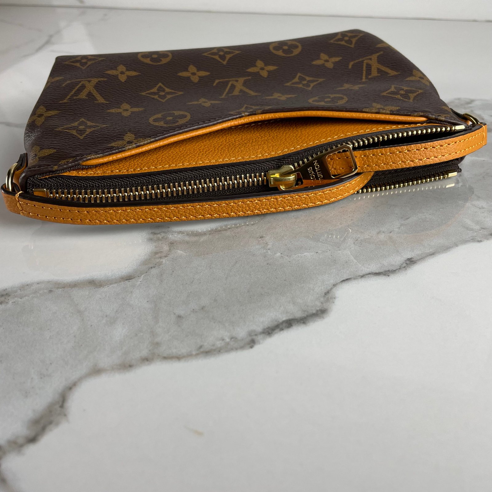 LOUIS VUITTON Pochette Pallas BB – Image 14