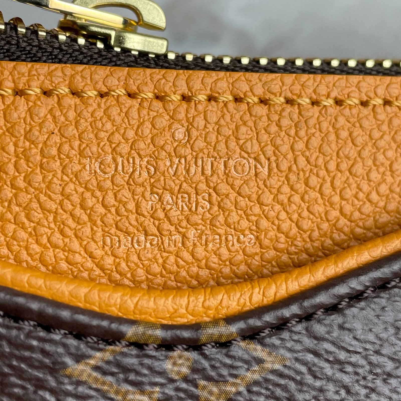 LOUIS VUITTON Pochette Pallas BB – Image 16