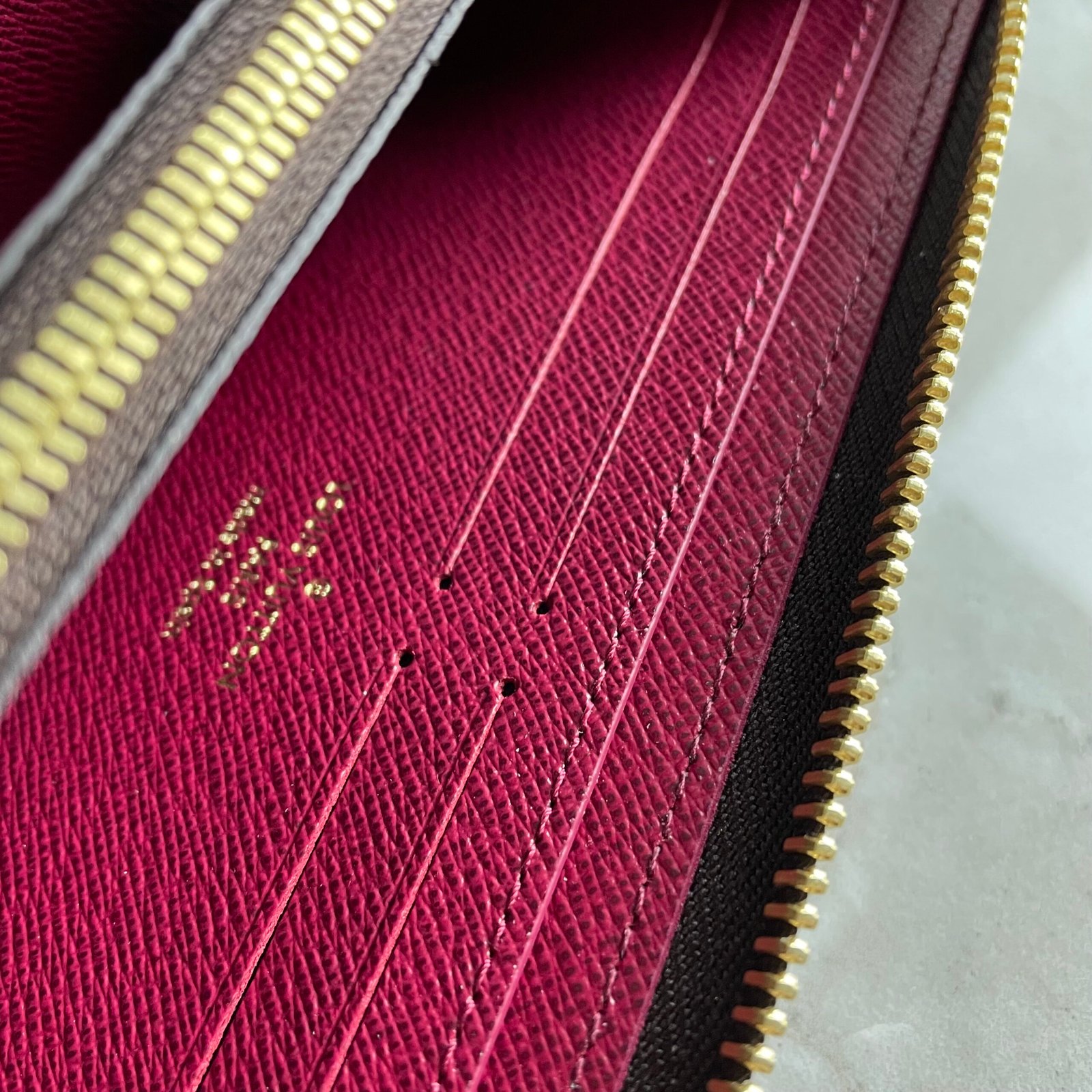 LOUIS VUITTON Portefeuille Clémence – Image 15