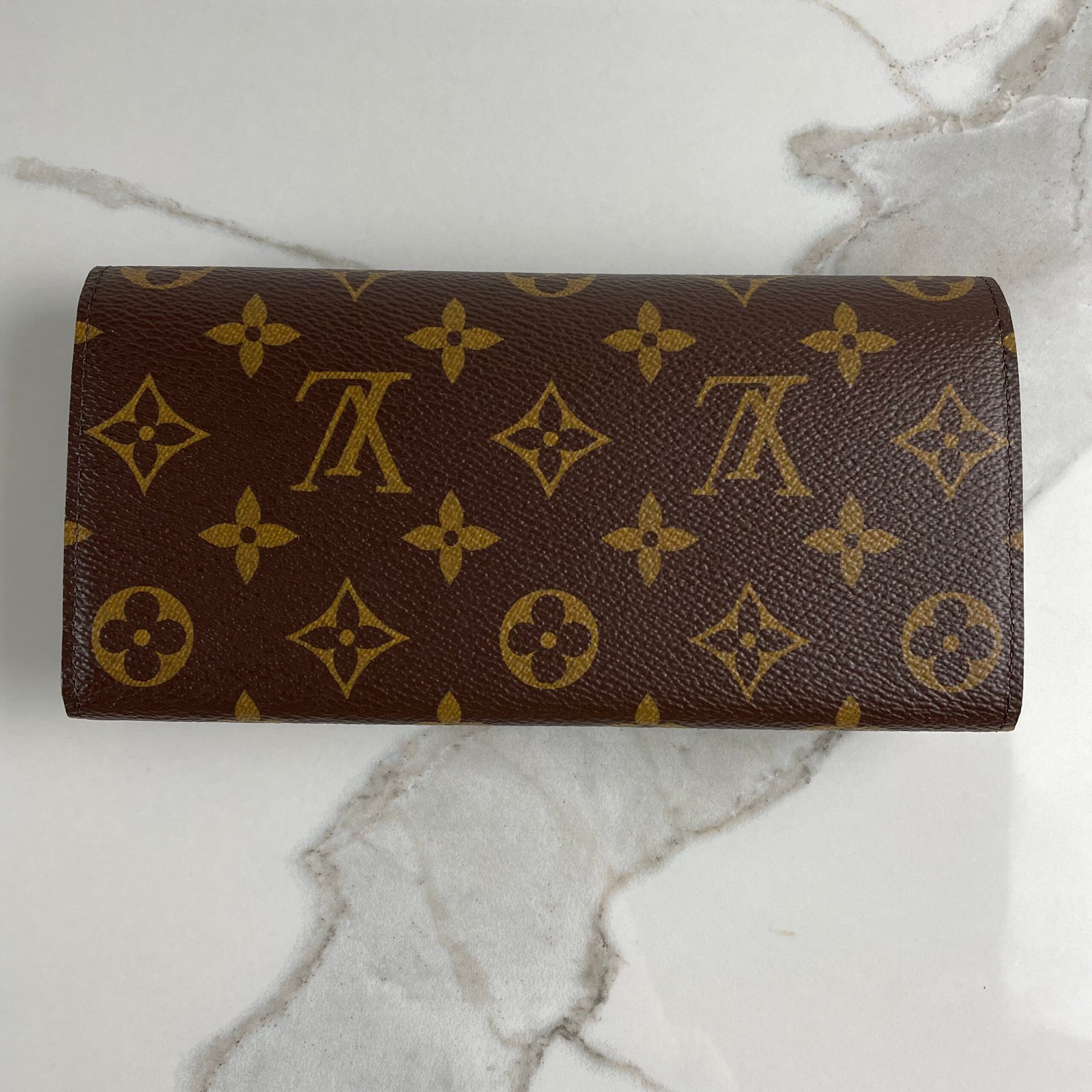 LOUIS VUITTON Émilie Wallet – Image 3