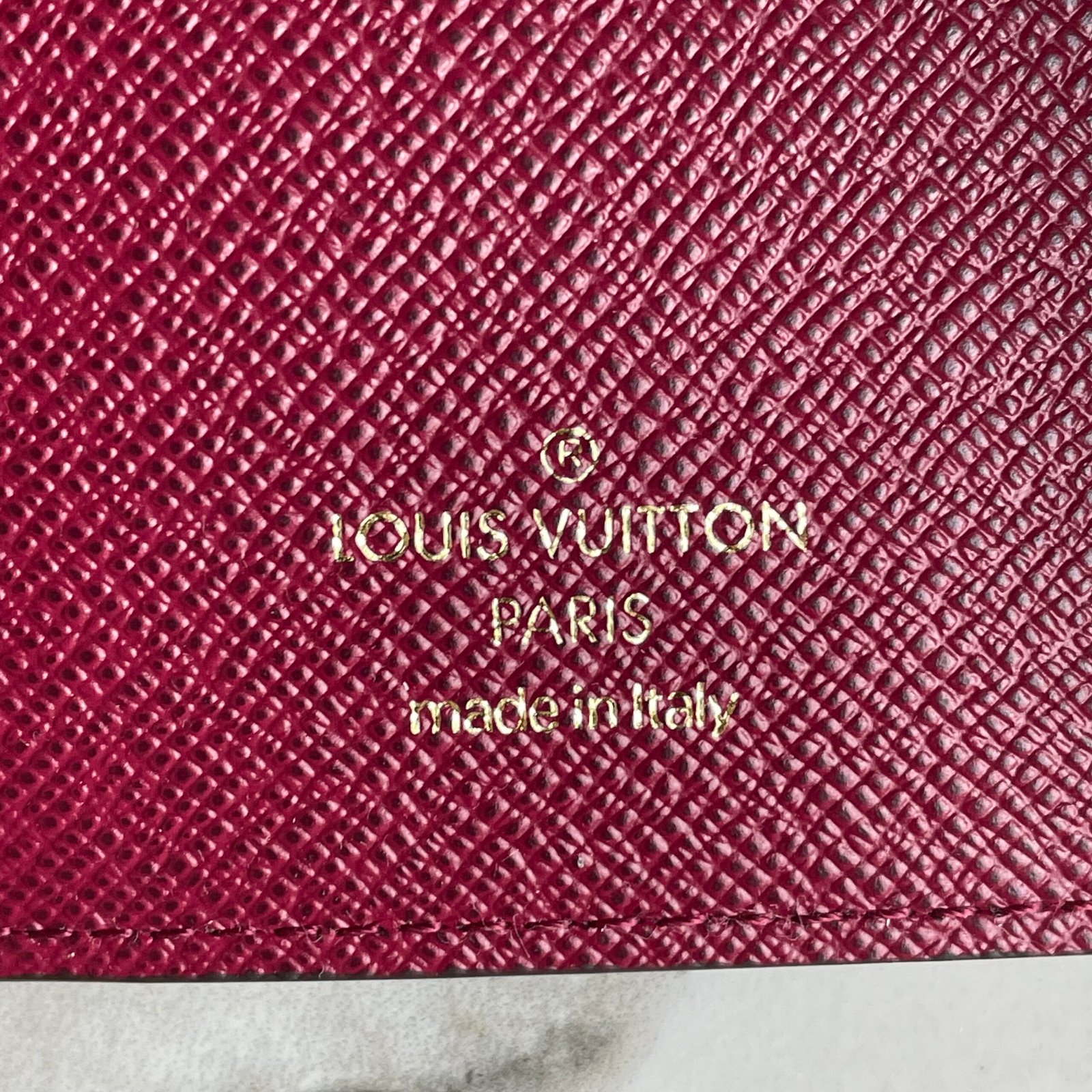 LOUIS VUITTON Victorine Wallet – Image 4