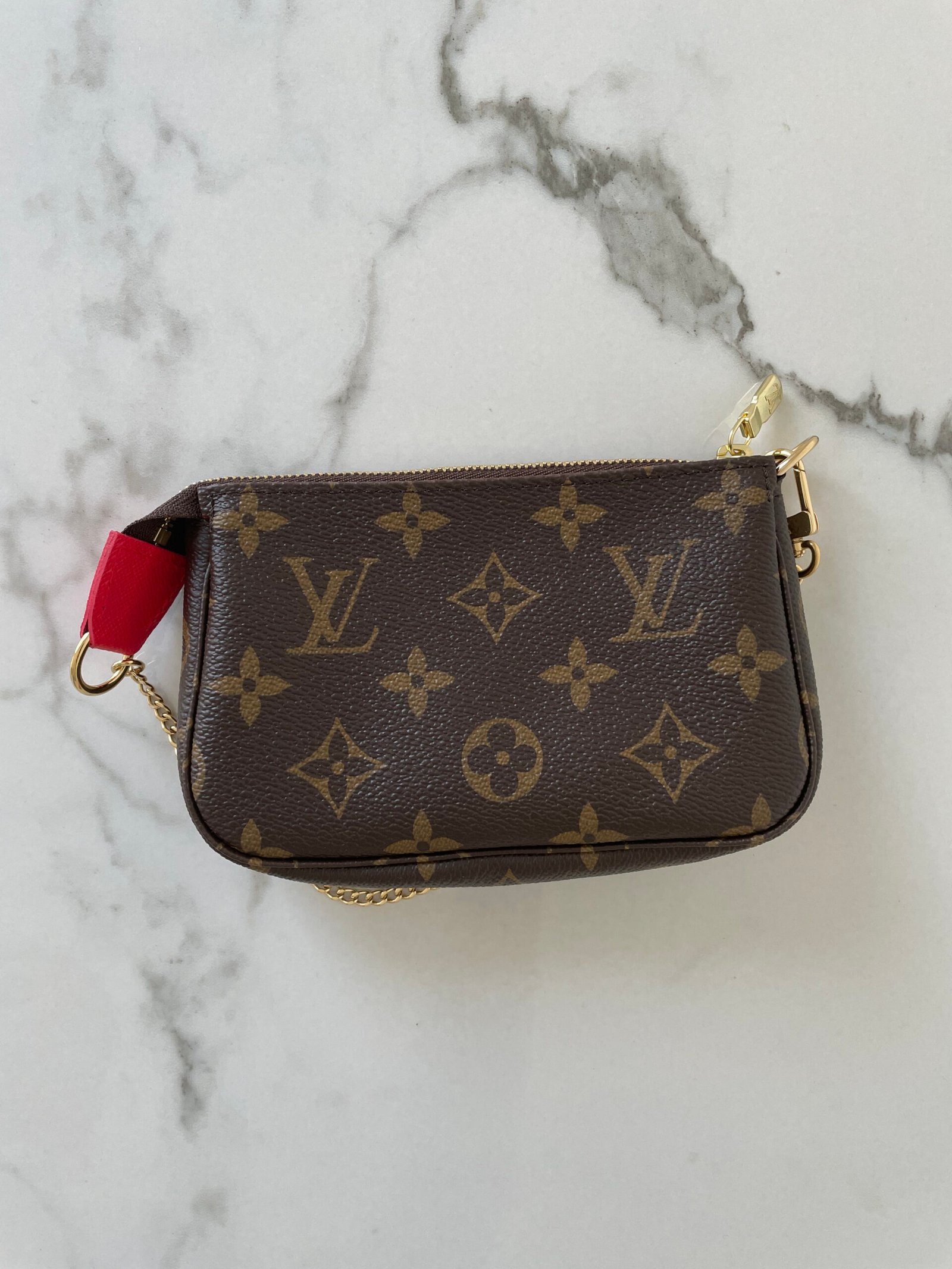 LOUIS VUITTON Mini Pochette Accessoires – Image 4