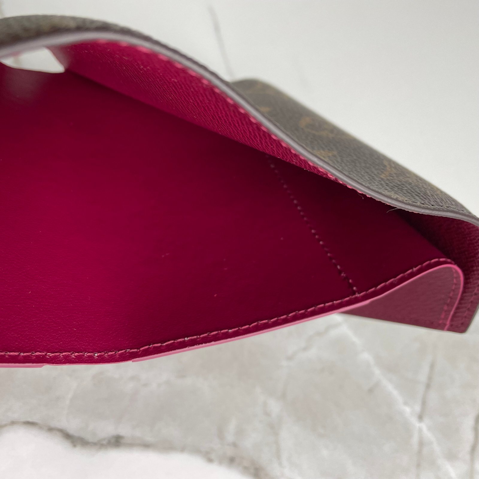 LOUIS VUITTON Victorine Wallet – Image 13